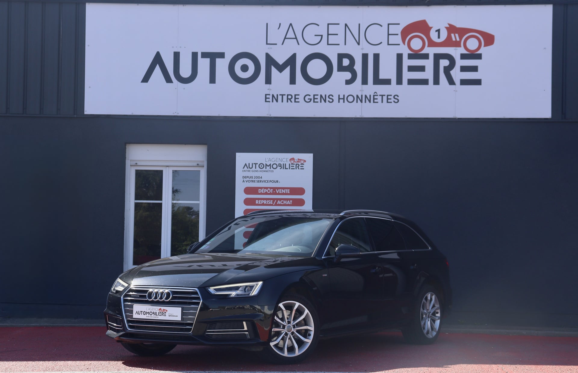 Audi A4 Avant 2.0 TFSi 252 Quattro S Line S-Tronic7 (CarPlay, Attelage, Sièges chauff. AV & AR,...)