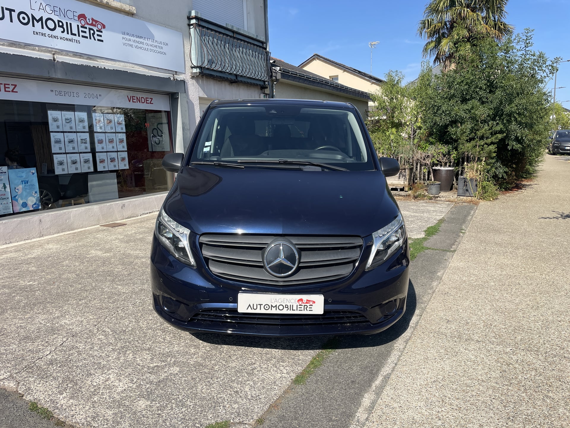 Mercedes-Benz Vito MIXTO LONG 114 CDI 136cv Boîte auto - Suivi Mercedes 2ème main 36 990 € HT — 2