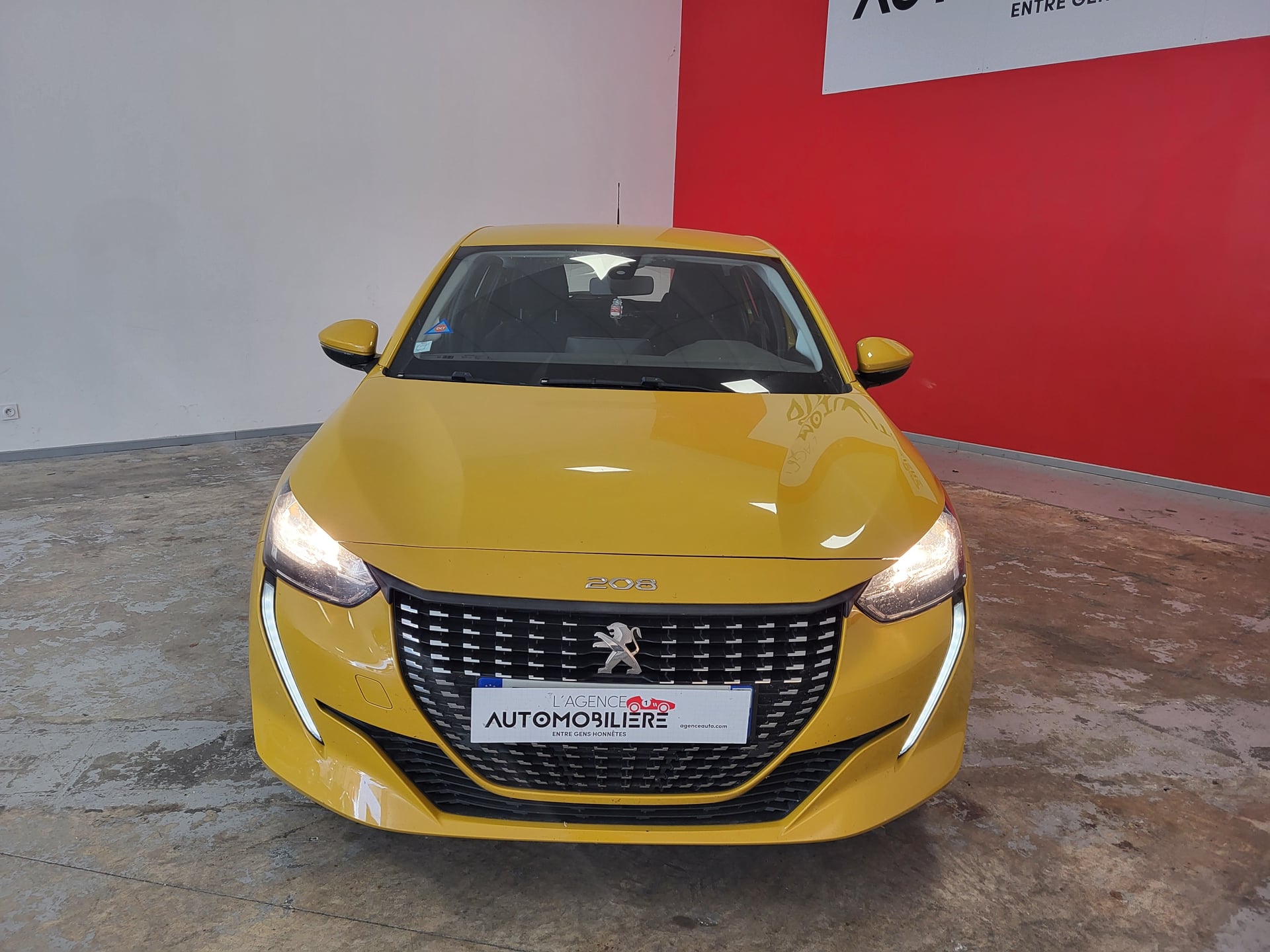 Peugeot 208 1.2 PURETECH 75 ACTIVE + CARPLAY — 2