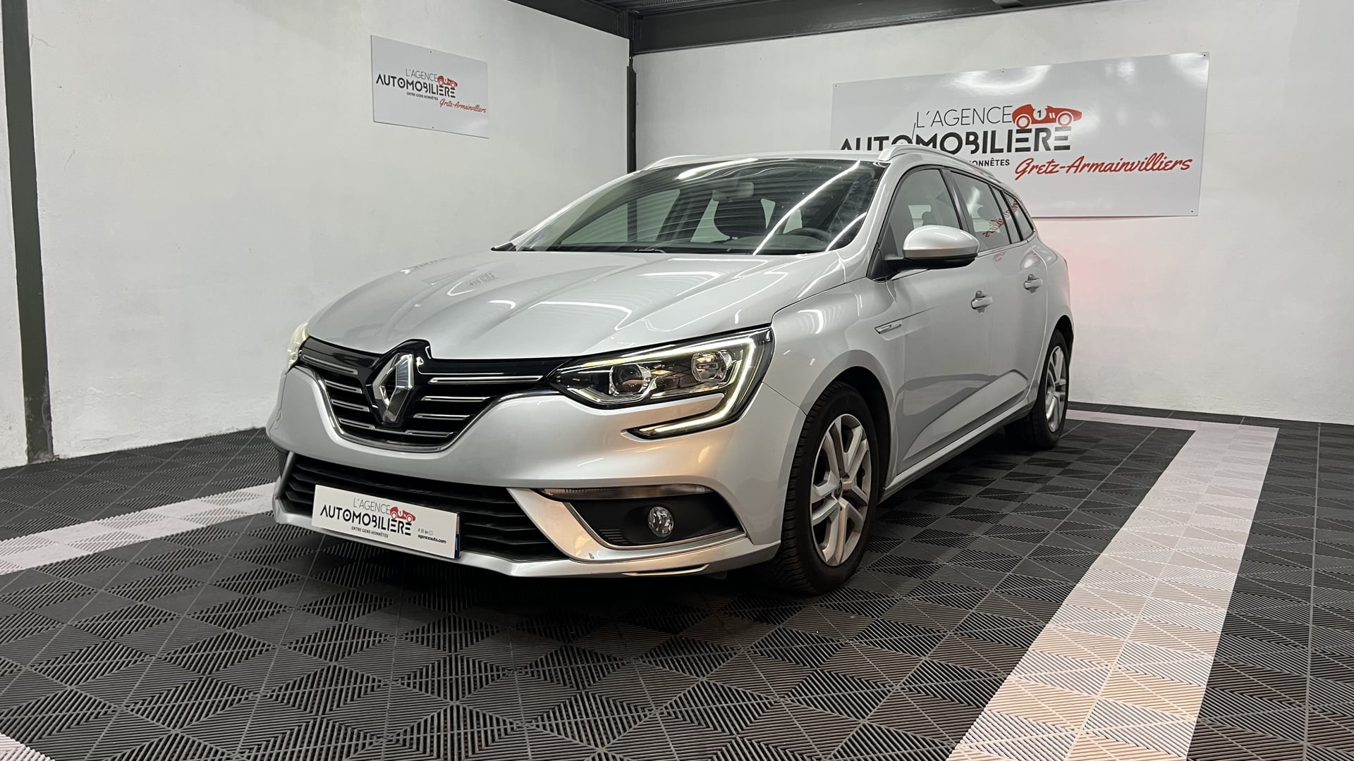 Renault Megane IV Estate 1.3 TCe 140ch FAP Business EDC