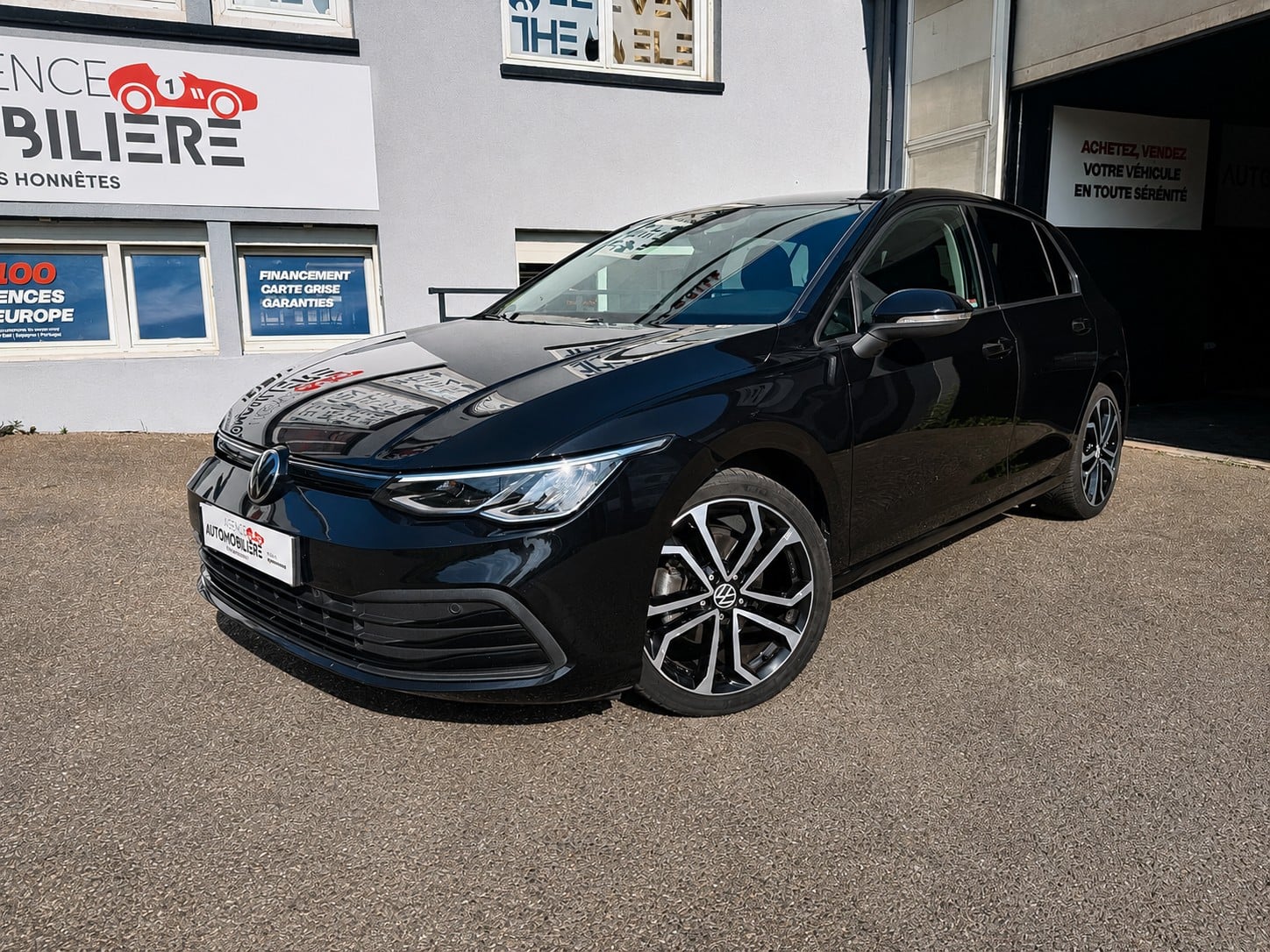 Volkswagen GOLF VIII 2.0 TDI SCR 150 ch Style DSG7 Gps - Carplay - Sièges chauffants - Régulateur adaptatif - Climatisation automatique
