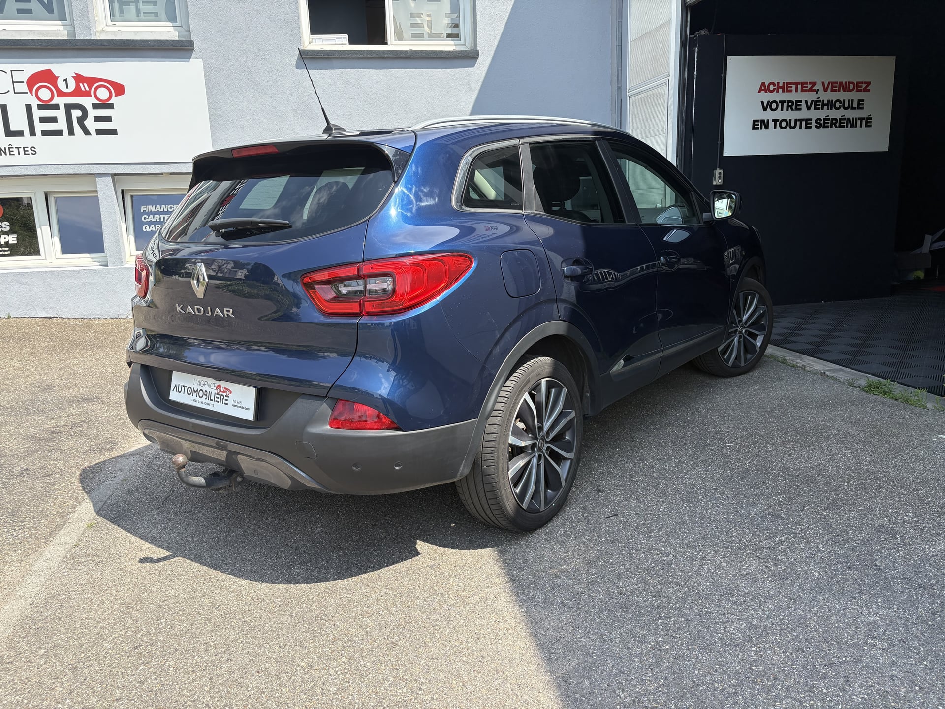 Renault Kadjar 1.5 DCi 110ch energy Intens eco² Caméra de recul - Bluetooth - Climatisation automatique — 2