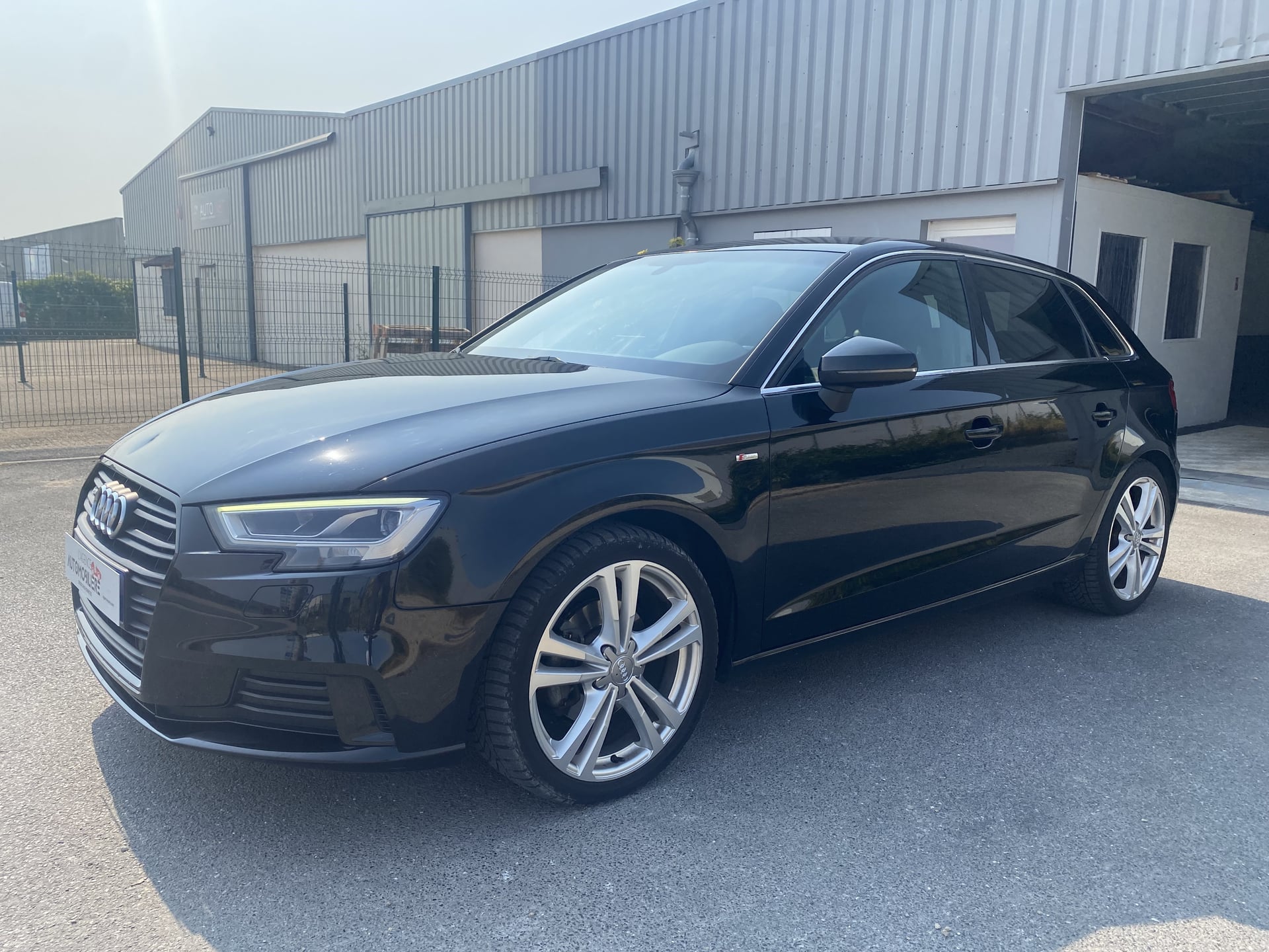 Audi Audi A3 (3e Generation) Sportback 1.6 TDI 16V S&S 116 cv S-LINE