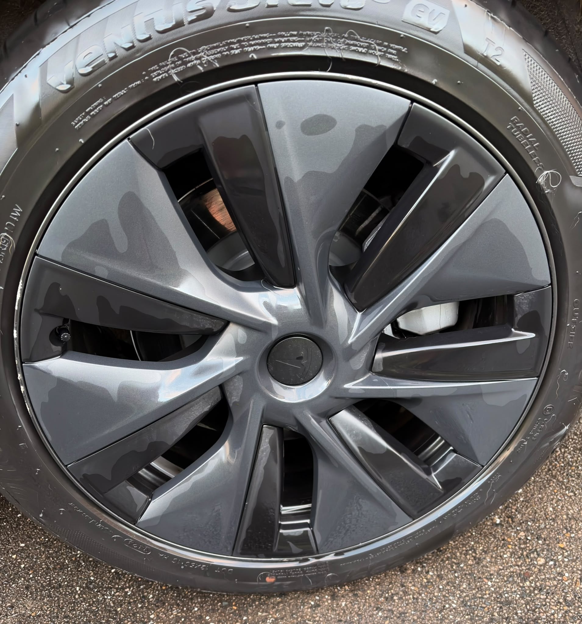 Tesla Model Y 295 AUTONOMIE STANDARD RWD 62.5 KWH — 33