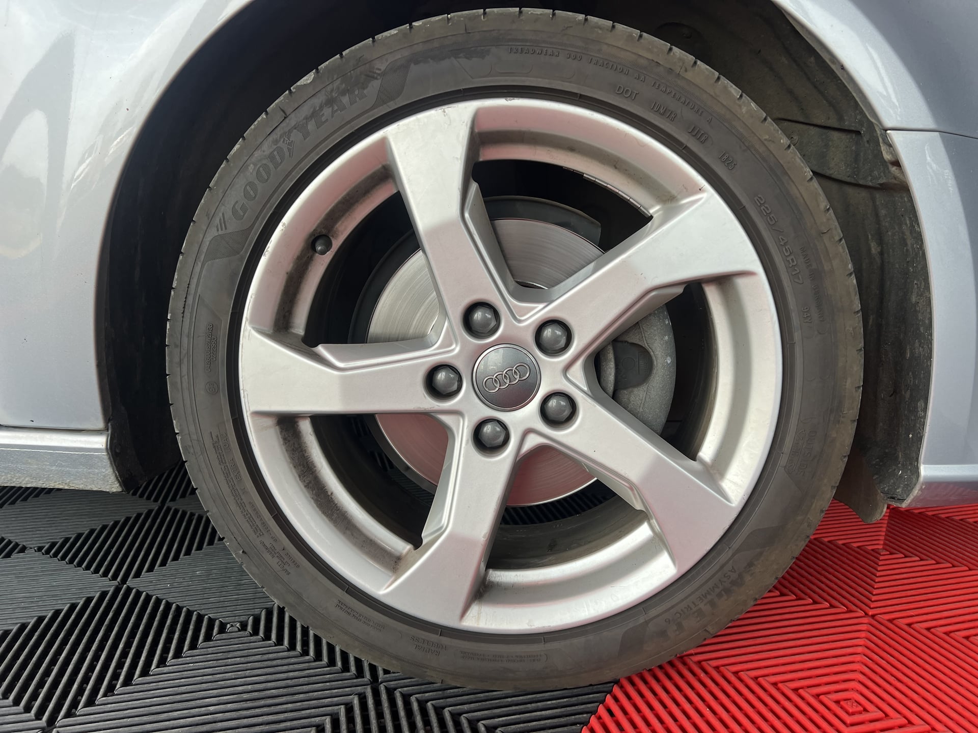 Audi A3 1.5 35 TFSI BUSINESS DESIGN Garantie 12 mois — 40