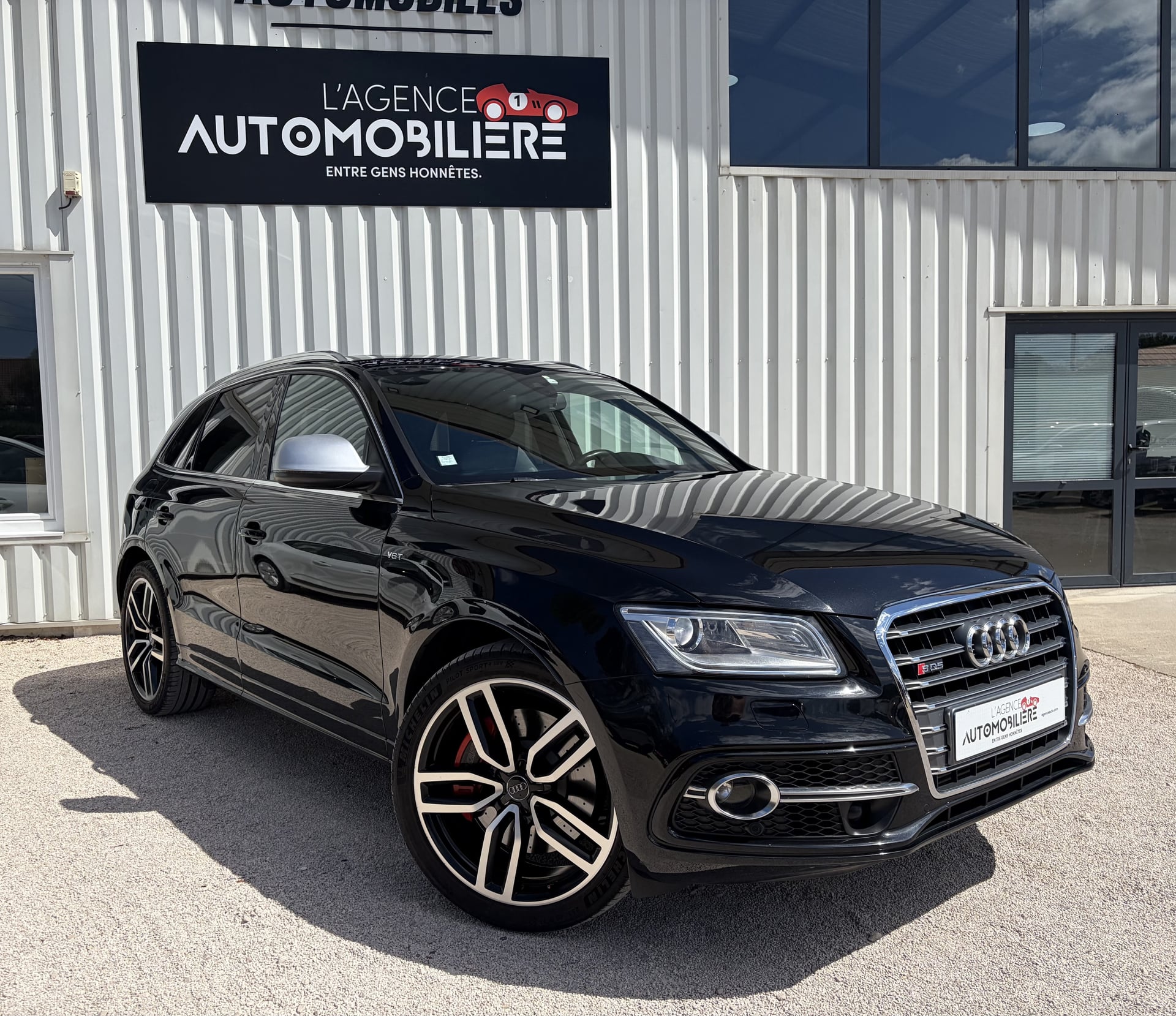 Audi SQ5 3.0 TDI V6 - 313cv S-LINE — 1