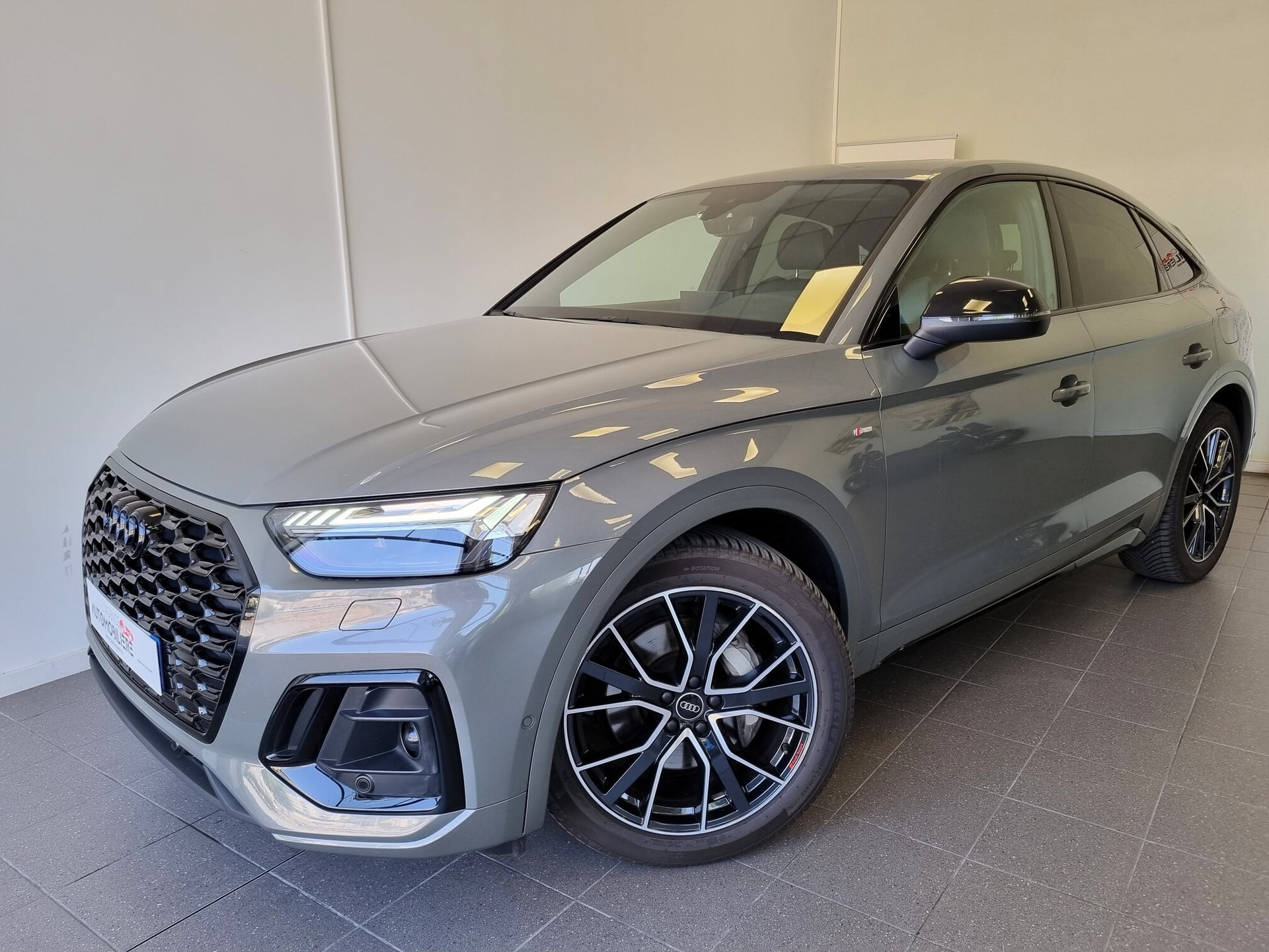 Audi Q5 Sportback Phase 2  55 2.0 TFSIe 16V 367 Hybrid Quattro S Tronic7 S LINE