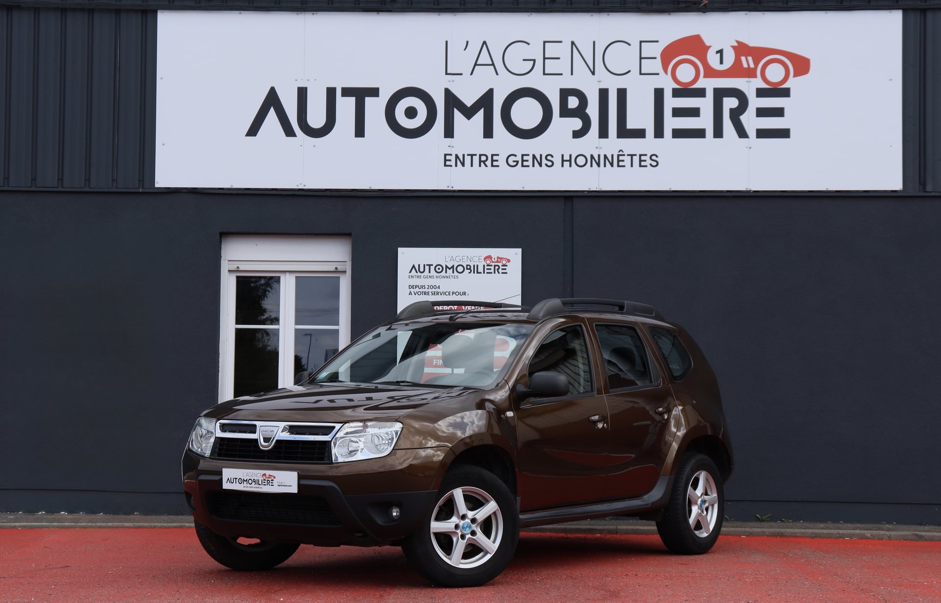 Dacia Duster 1.5 dCi 107 4x2 Ambiance BVM6 (Kit distri à jour, Carplay...)