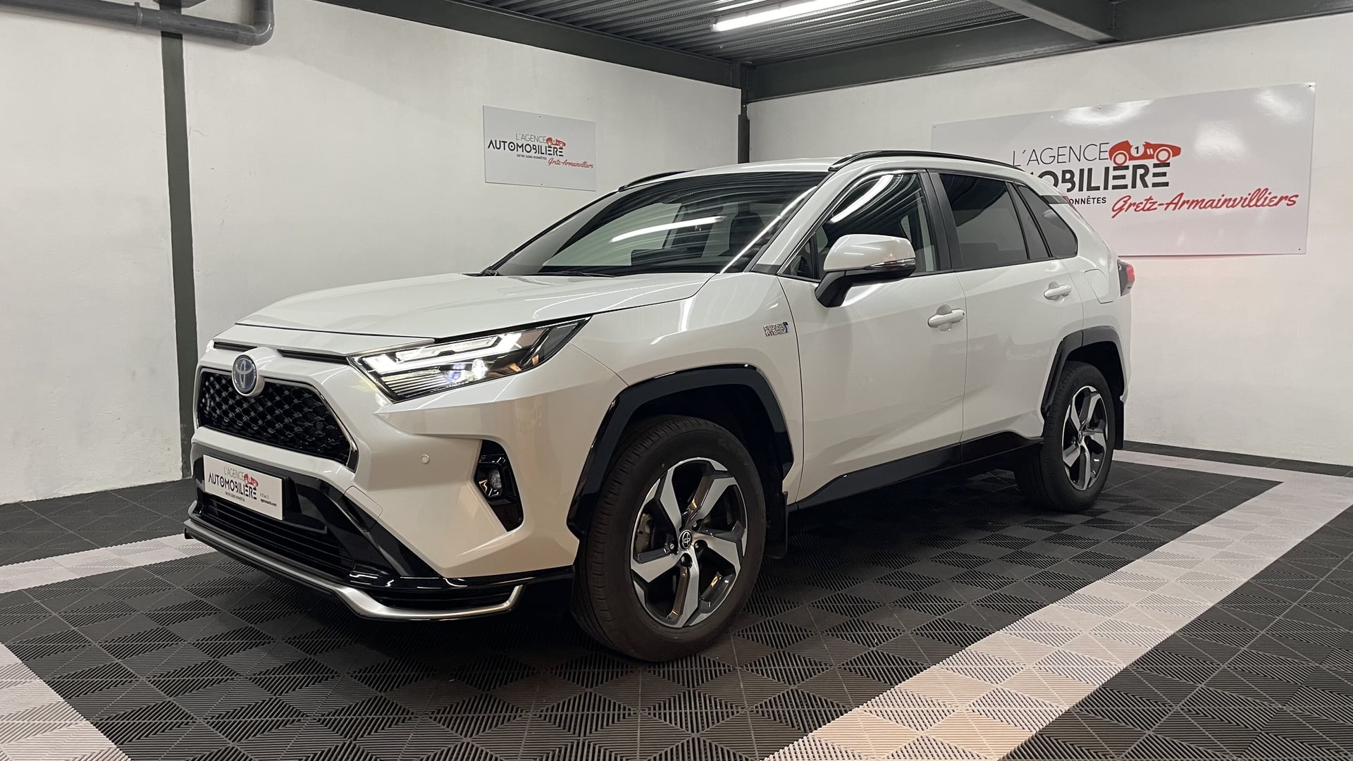 Toyota RAV4 2.5 Hybride Rechargeable 306ch Design AWD-i MY24 — 1