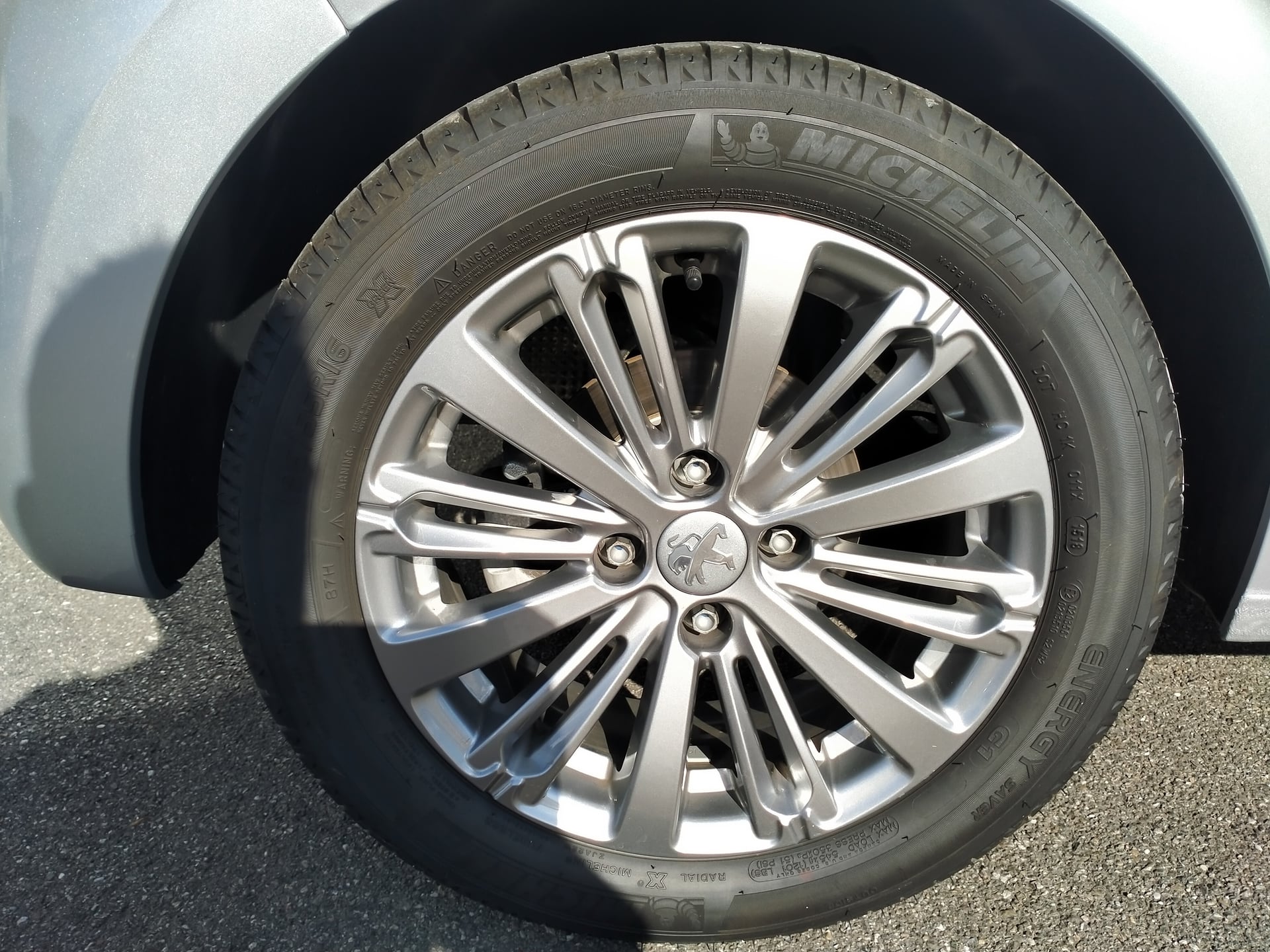 Peugeot 208 1.2 PureTech 110ch E6.c Allure S&S 5p — 37