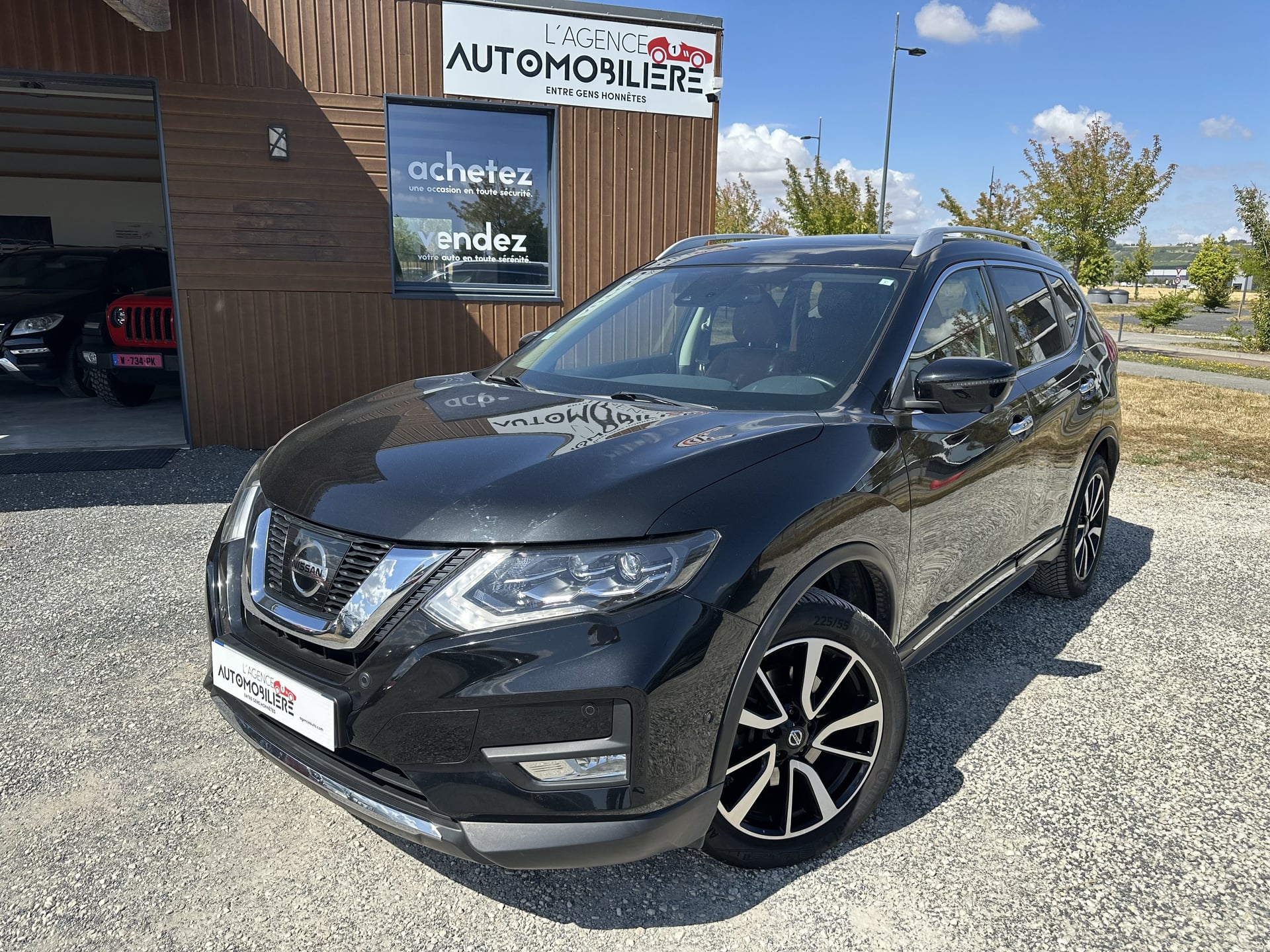 Nissan X-Trail 1.6 DIG-T 163 CH TEKNA 7 PLACES PHASE 2 - 1ÈRE MAIN - CAMERA 360 - ENTRETIEN NISSAN