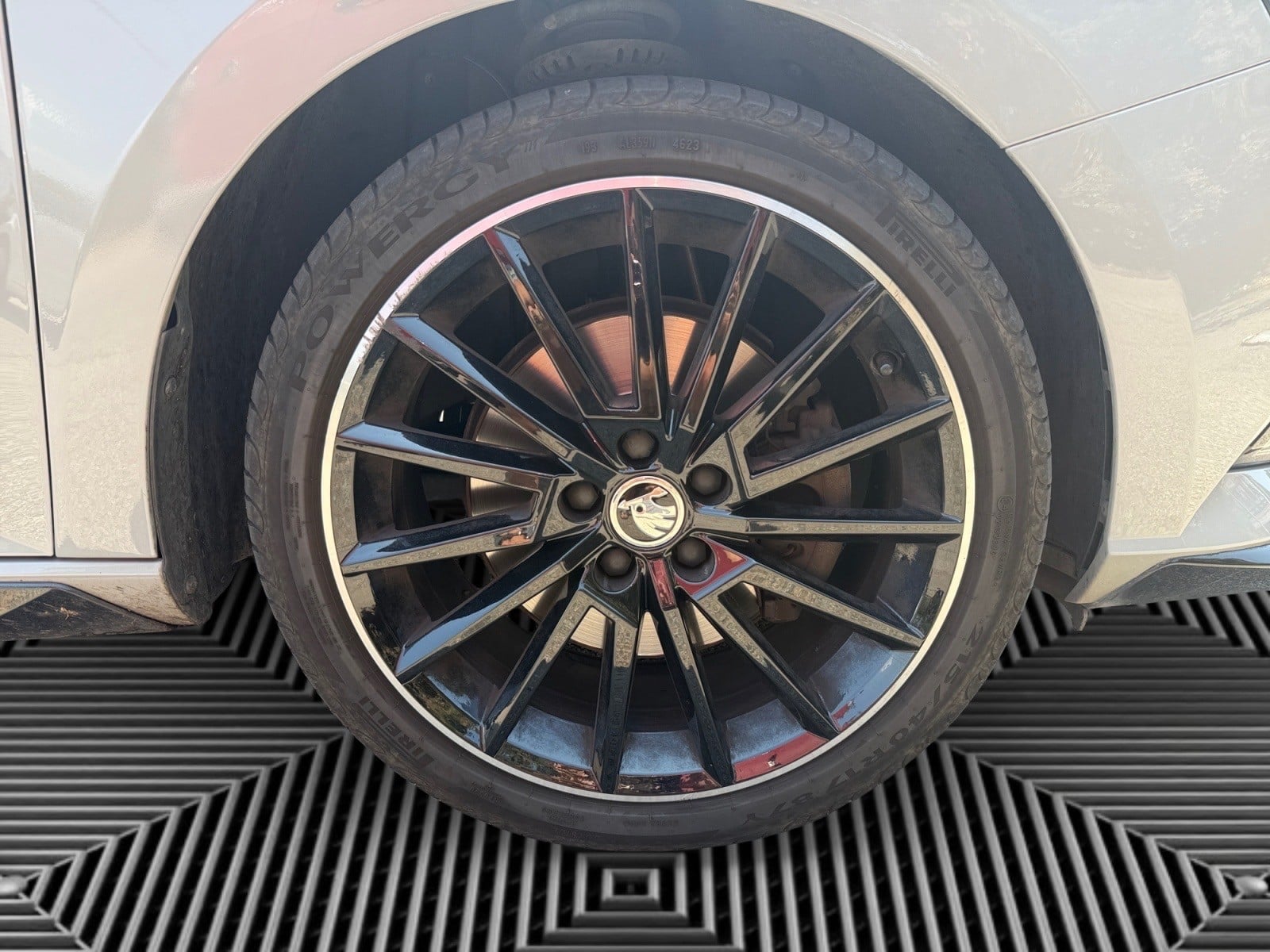 Skoda Fabia 1.0 TSI 95 MONTE CARLO DSG BVA — 18