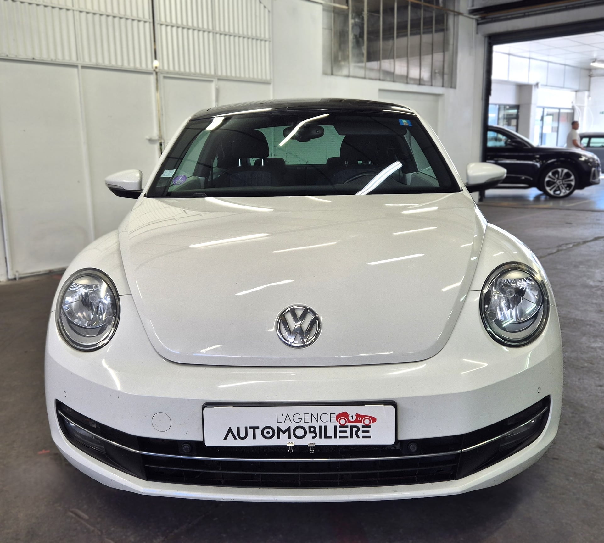 Volkswagen Beetle 1.2 TSI 105 VINTAGE 6.0 CV — 2