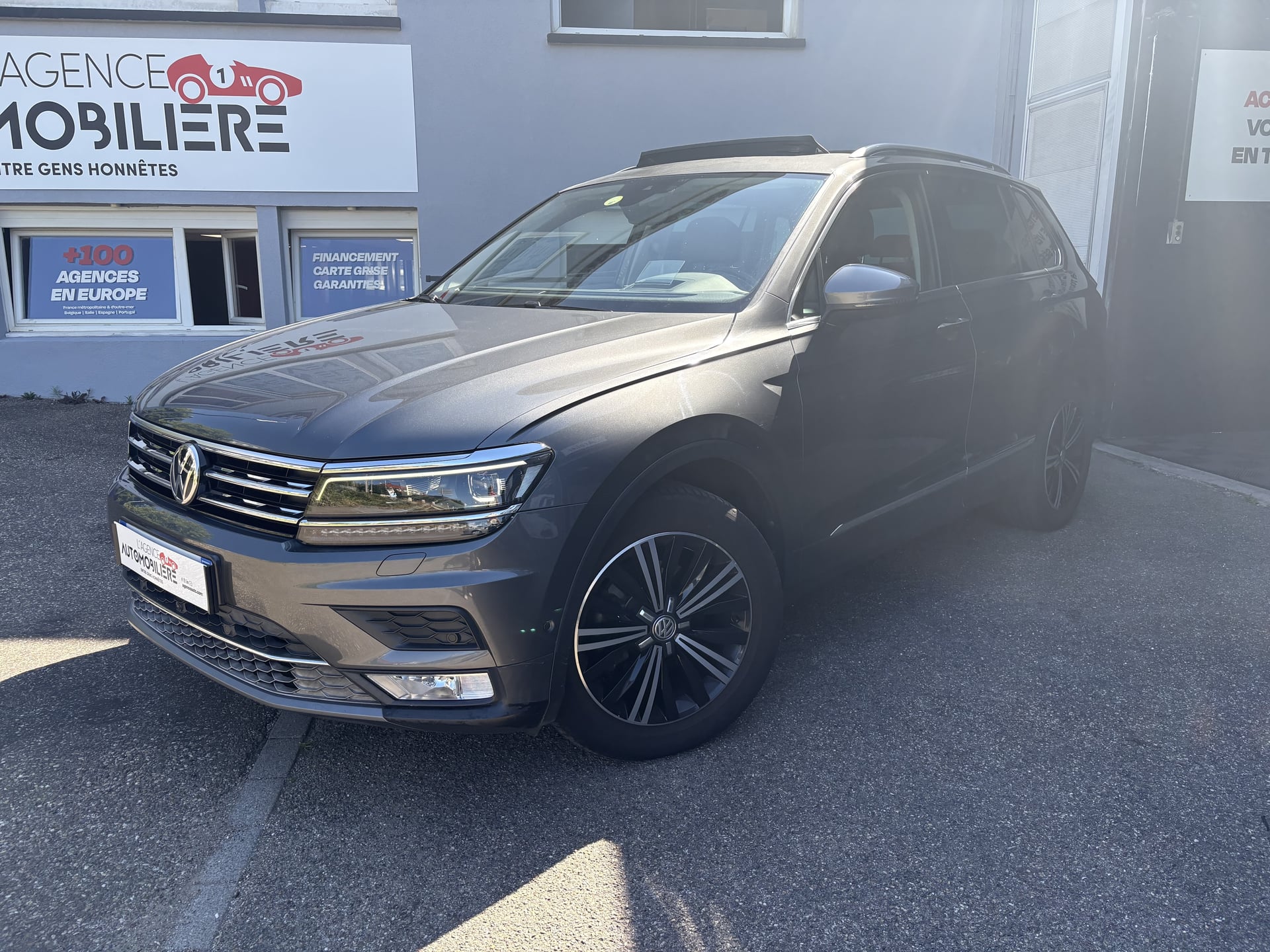 Volkswagen Tiguan 2.0 TDI 150 Carat Exclusive Sièges chauffants électriques - Caméra de recul - Toit ouvrant