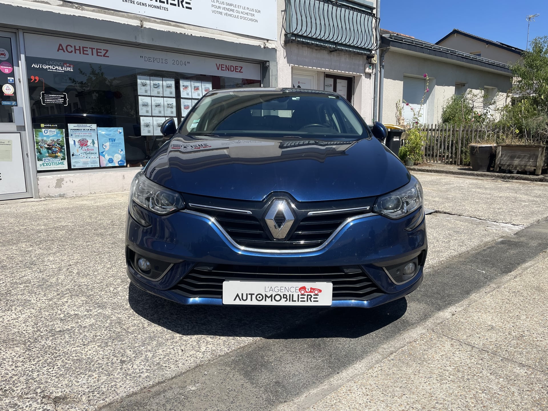 Renault Megane IV 1.2 TCe 100 cv - Business - Carplay — 2