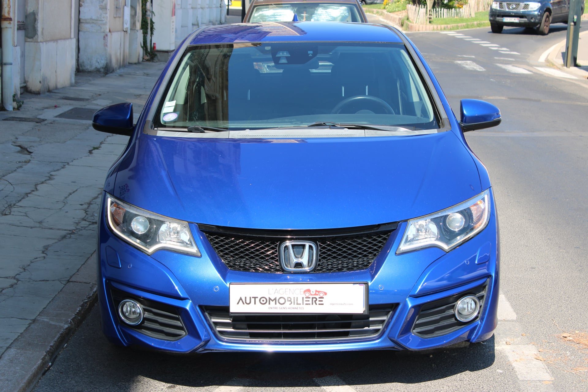 Honda Civic 1.8 I-VTEC 141 X EDITION ( Caméra de recul, Sièges chauffants, Gps ... ) — 2