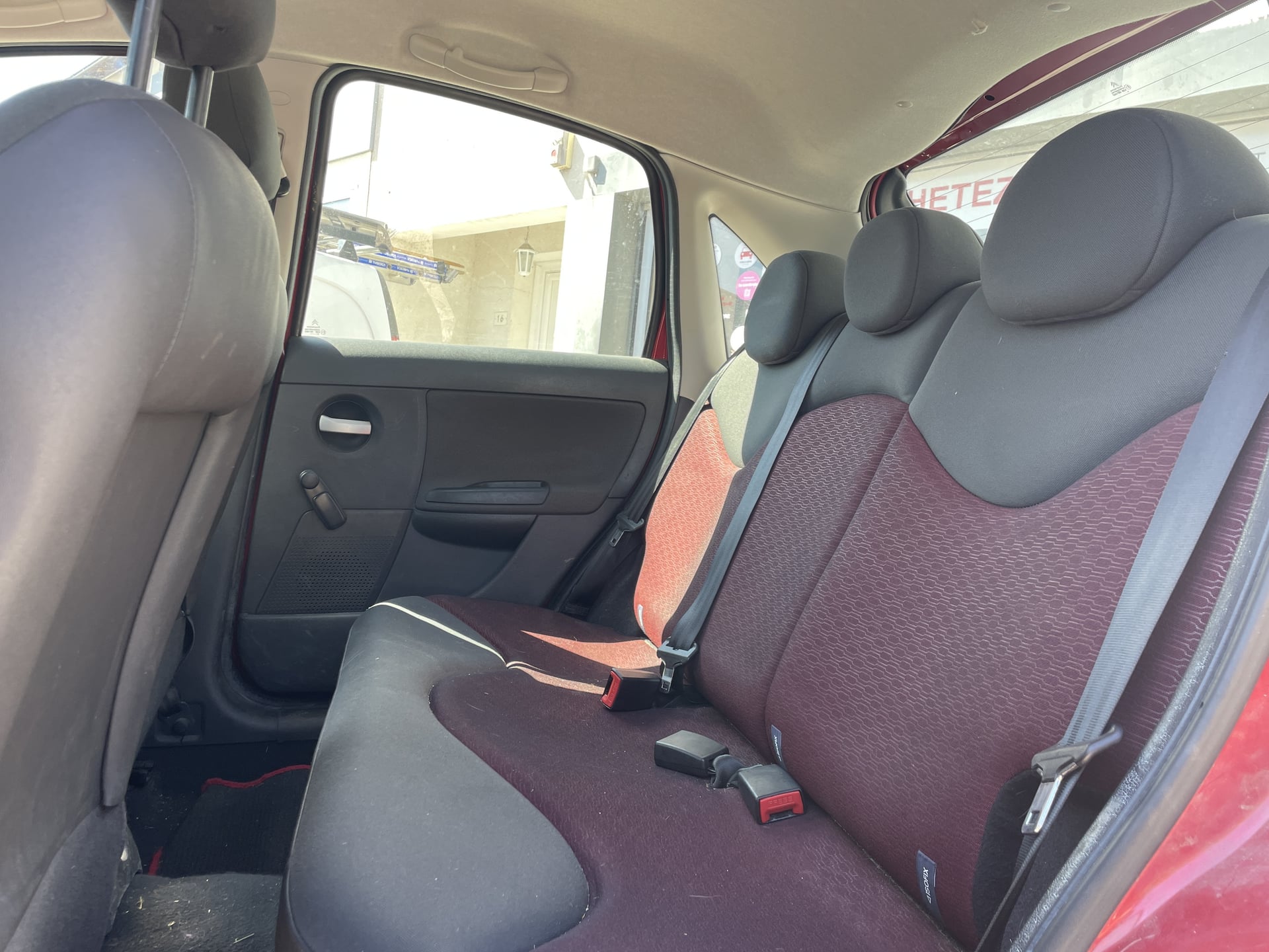 Citroen C3 1.1 i 60cv Phase 2 Confort - 2ème main - Faible kilométrage — 13