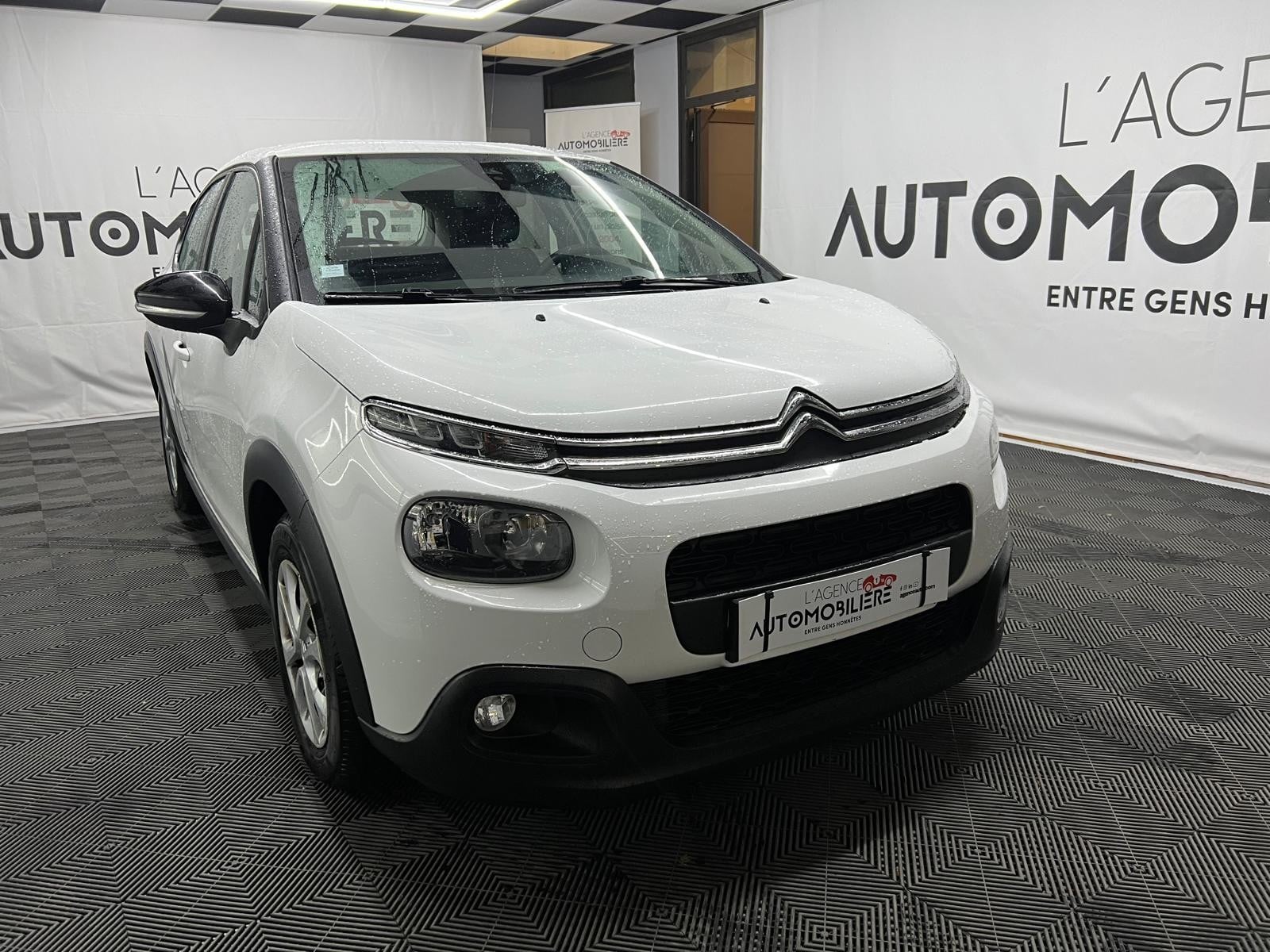 Citroen C3 SOCIETE BLUEHDI 75CH FEEL (TARIF TTC - TVA RECUPERABLE)