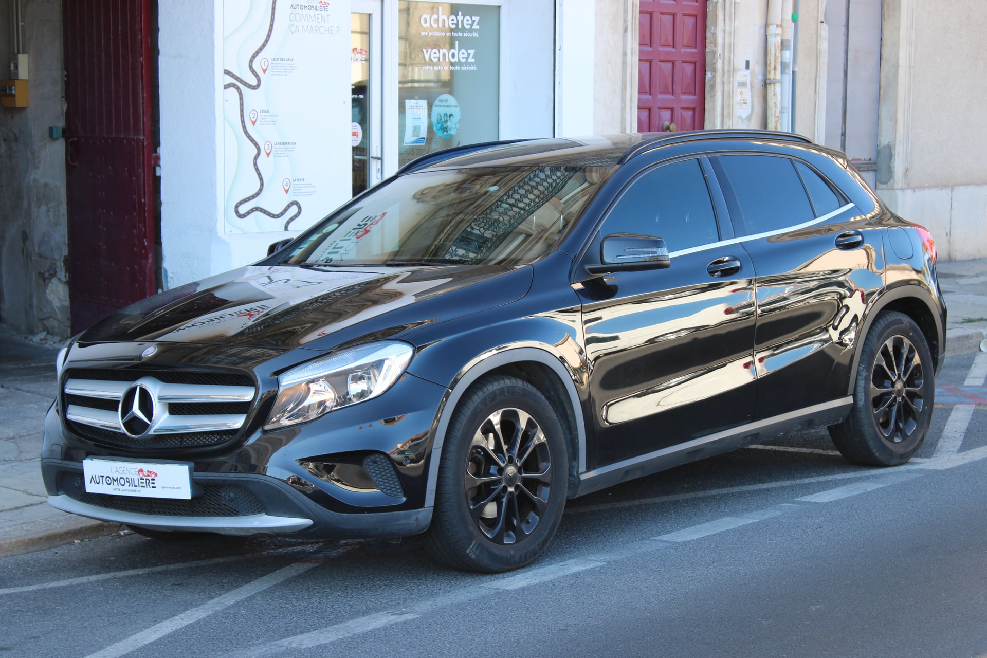 Mercedes-Benz Classe GLA 2.2 200 D 135 INSPIRATION ( Caméra de recul, Gps, Clim... )