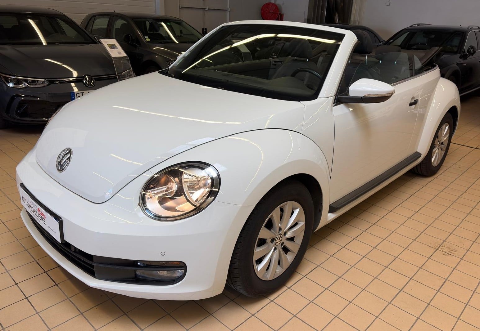 Volkswagen Coccinelle Cabriolet 1.2 TSI 105 BMT Version Club DSG7 6.0 CV — 2