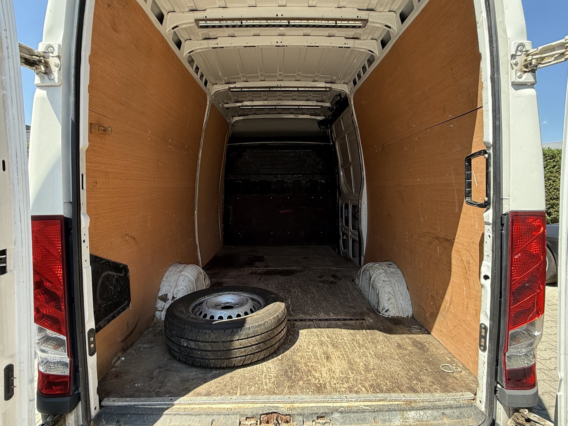 Iveco 35C16 DAILY 160 cv — 14