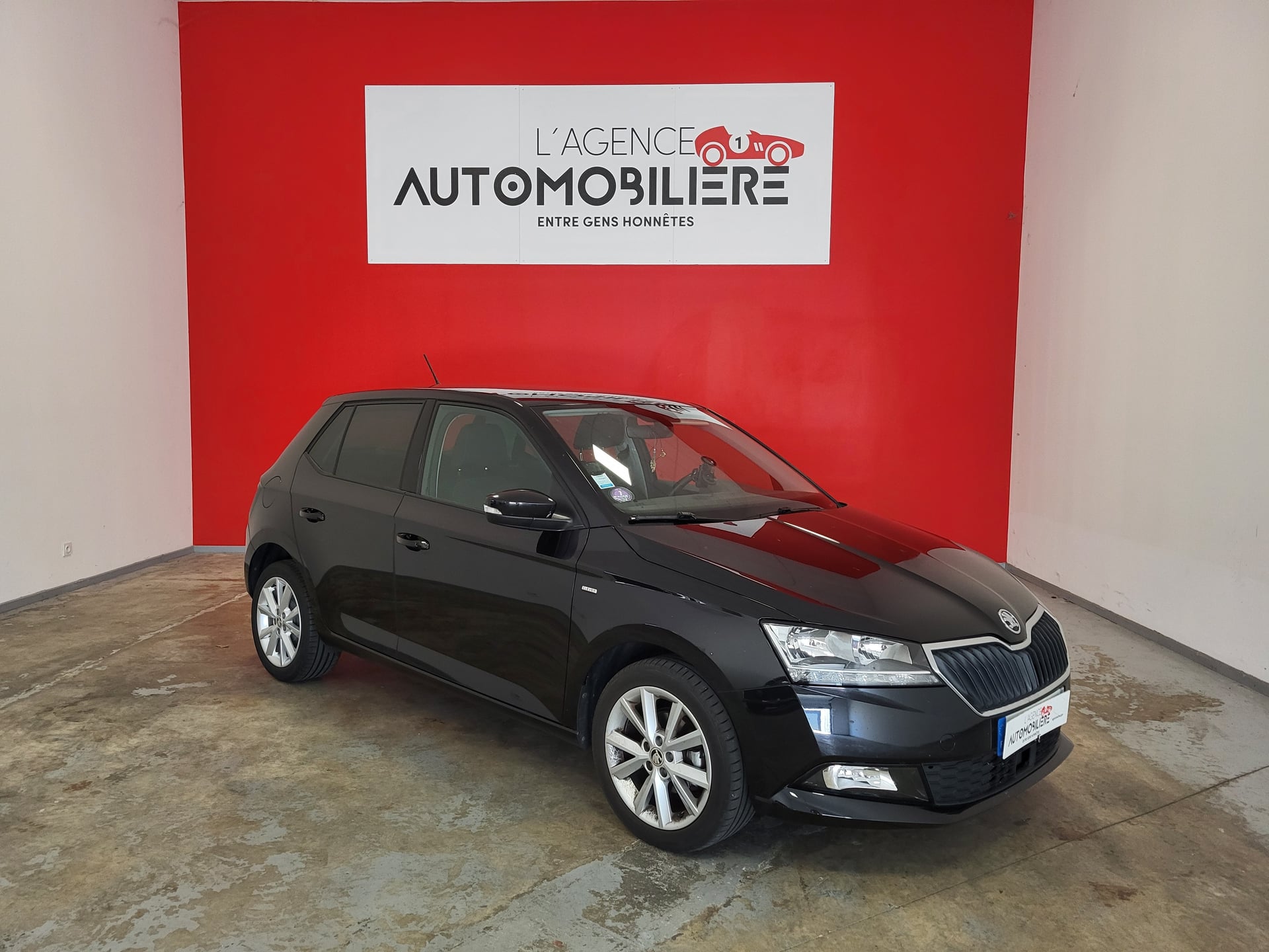 Skoda Fabia SKODA FABIA III 1.0 MPI 75 CLEVER + ATTELAGE + CARPLAY