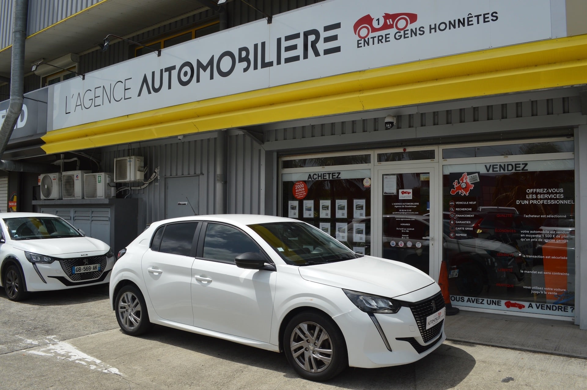 Peugeot 208 1.2 75 S&S ACTIVE PACK — 1