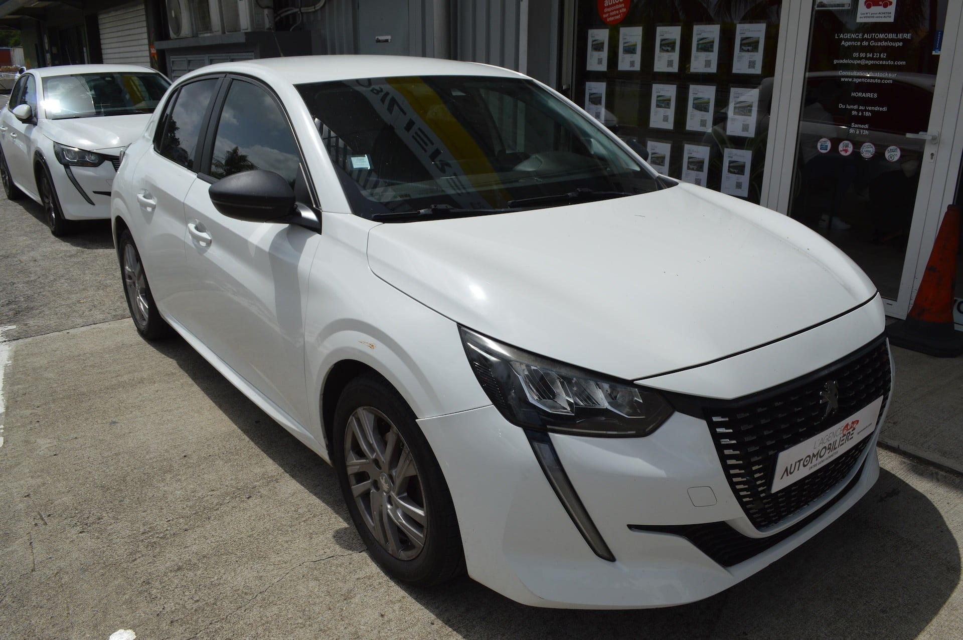 Peugeot 208 1.2 75 S&S ACTIVE PACK — 2
