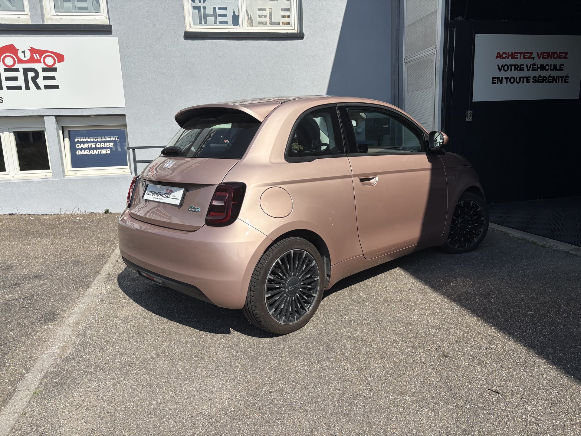 Fiat 500 e 118ch Icon Plus Caméra de recul - Toit panoramique - CarPlay — 2