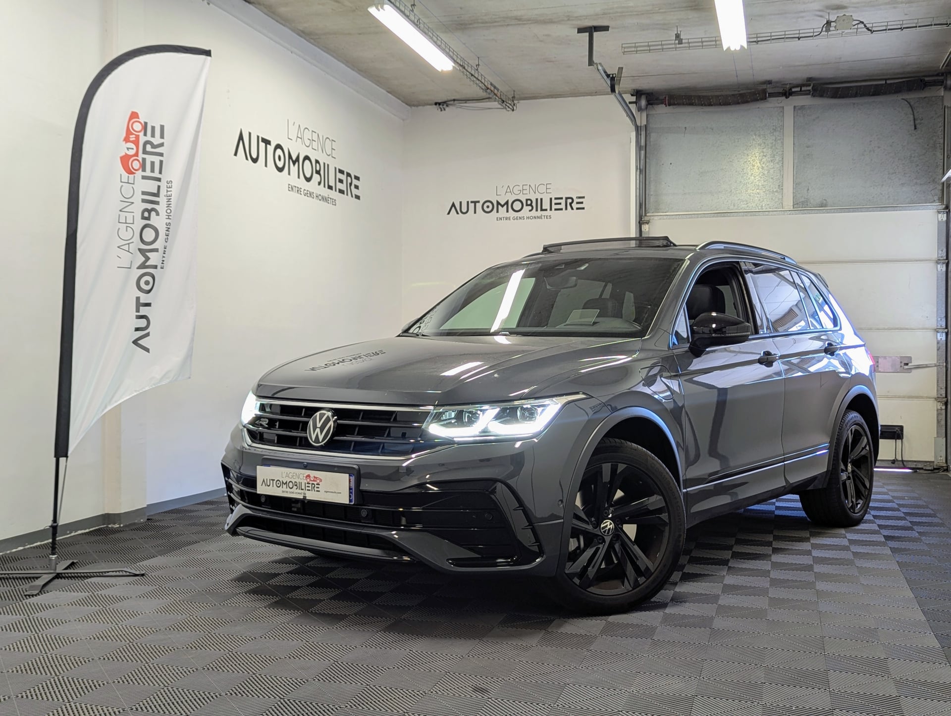 Volkswagen Tiguan II (2) 1.4 EHYBRID 245CV R-LINE EXCLUSIVE DSG6