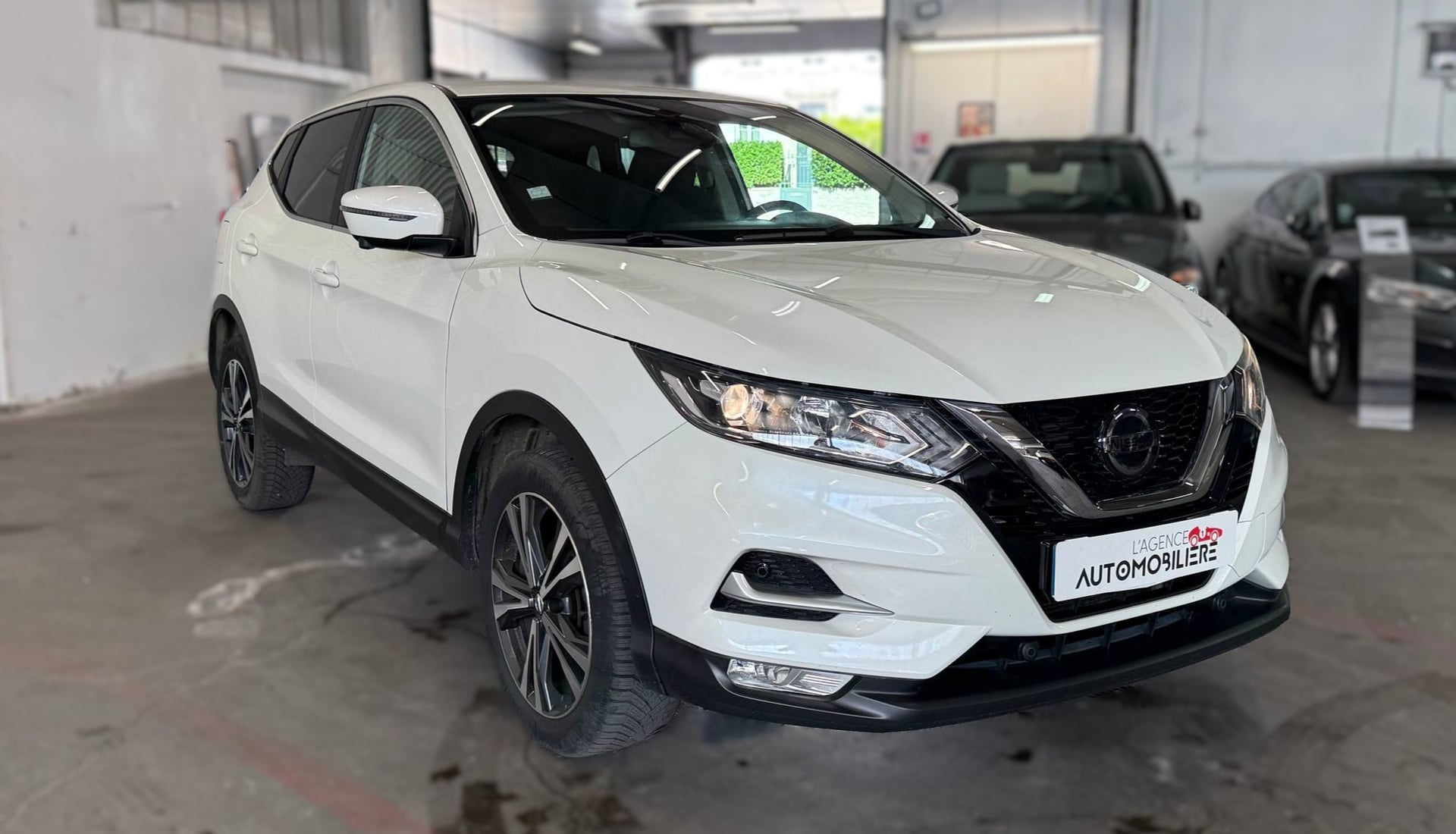 Nissan Qashqai 1.2 DIGT 115CH BUSINESS EDITION — 2