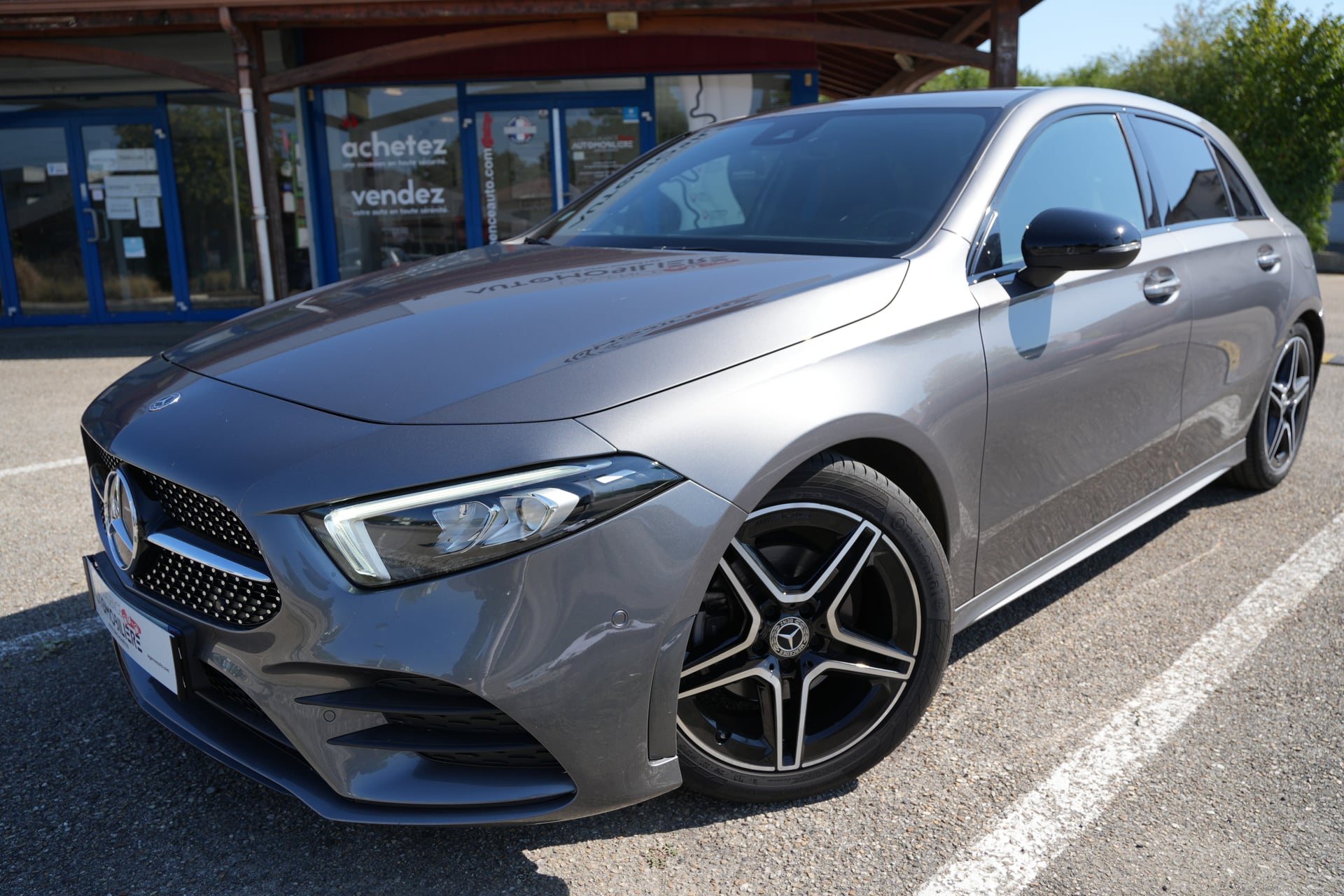 Mercedes-Benz Classe A IV 180 D AMG LINE 8G-DCT — 2