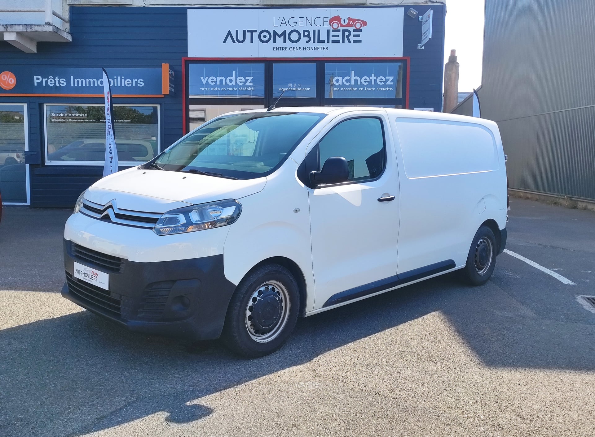 Citroen Jumpy Fourgon M L2 2.0 150ch BVM6 CLUB (Attelage)
