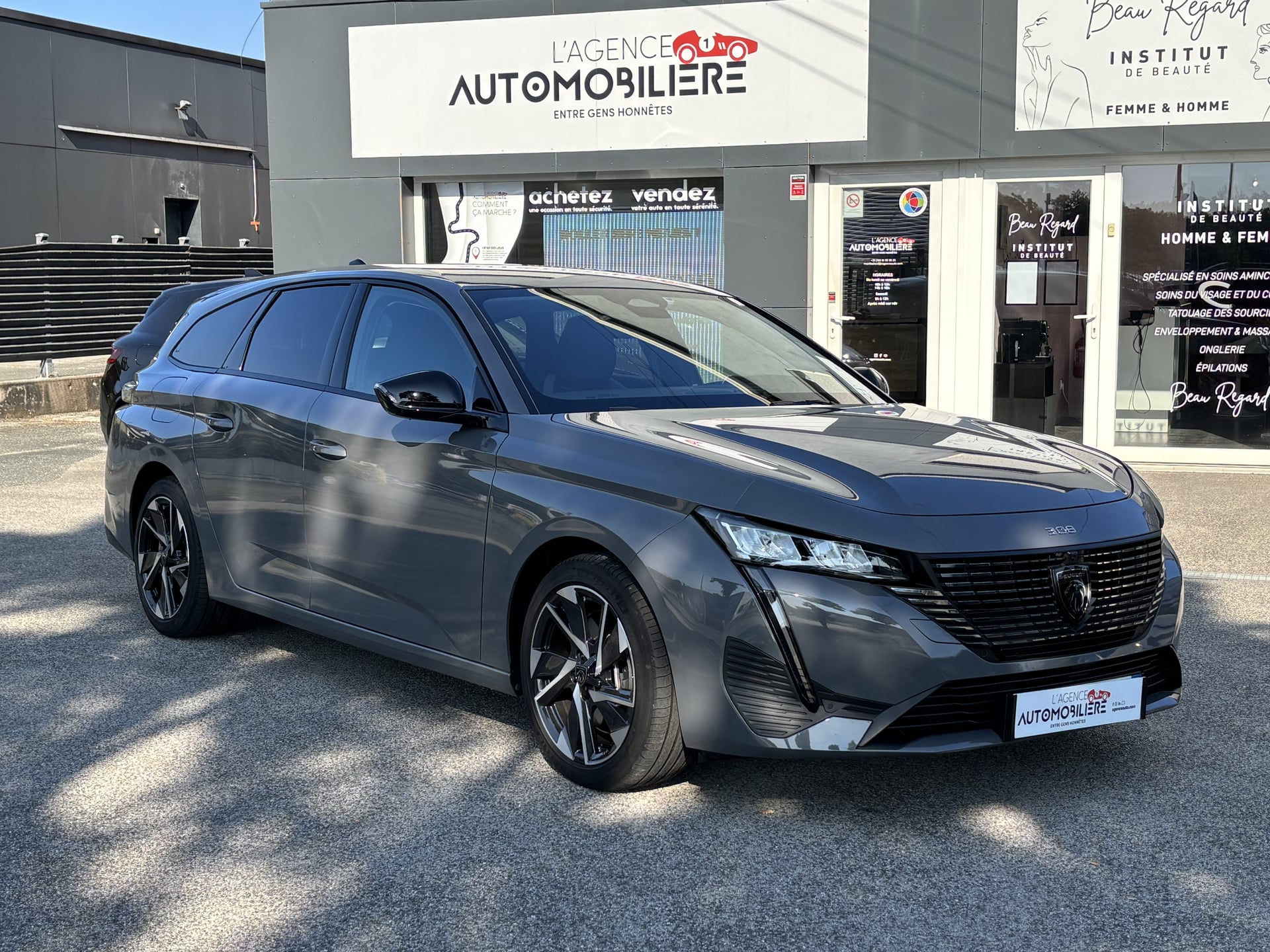 Peugeot 308 SW 1.6 Plug in Hybrid 180 ch ALLURE e- EAT8 - Garantie 02/2027