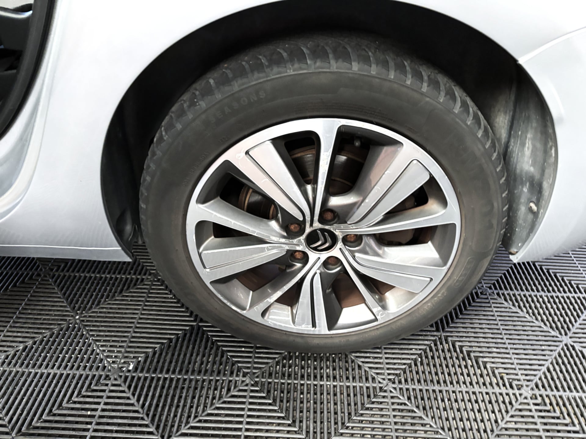 Citroen Grand C4 Picasso BlueHDi 120ch Exclusive S&S — 23