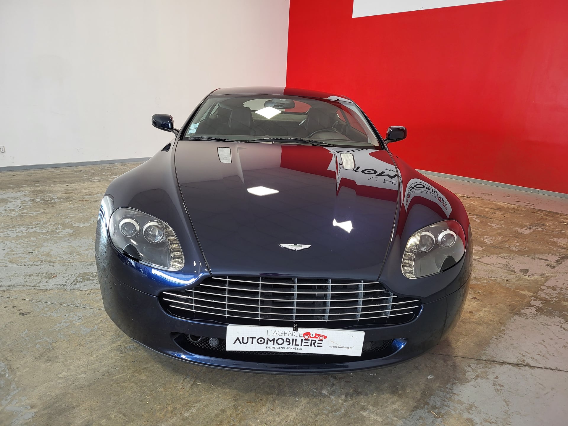 Aston Martin V8 Vantage V8 VANTAGE COUPE 4.7 SPORTSHIFT — 2