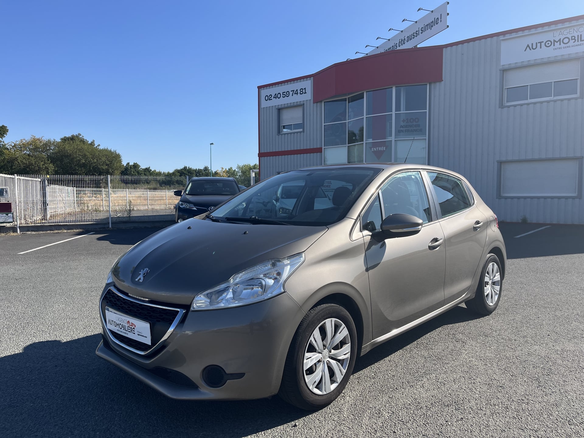Peugeot 208 1.2 VTi 82ch Active /1ère Main/GARANTIE 1 AN/ ETHANOL — 1