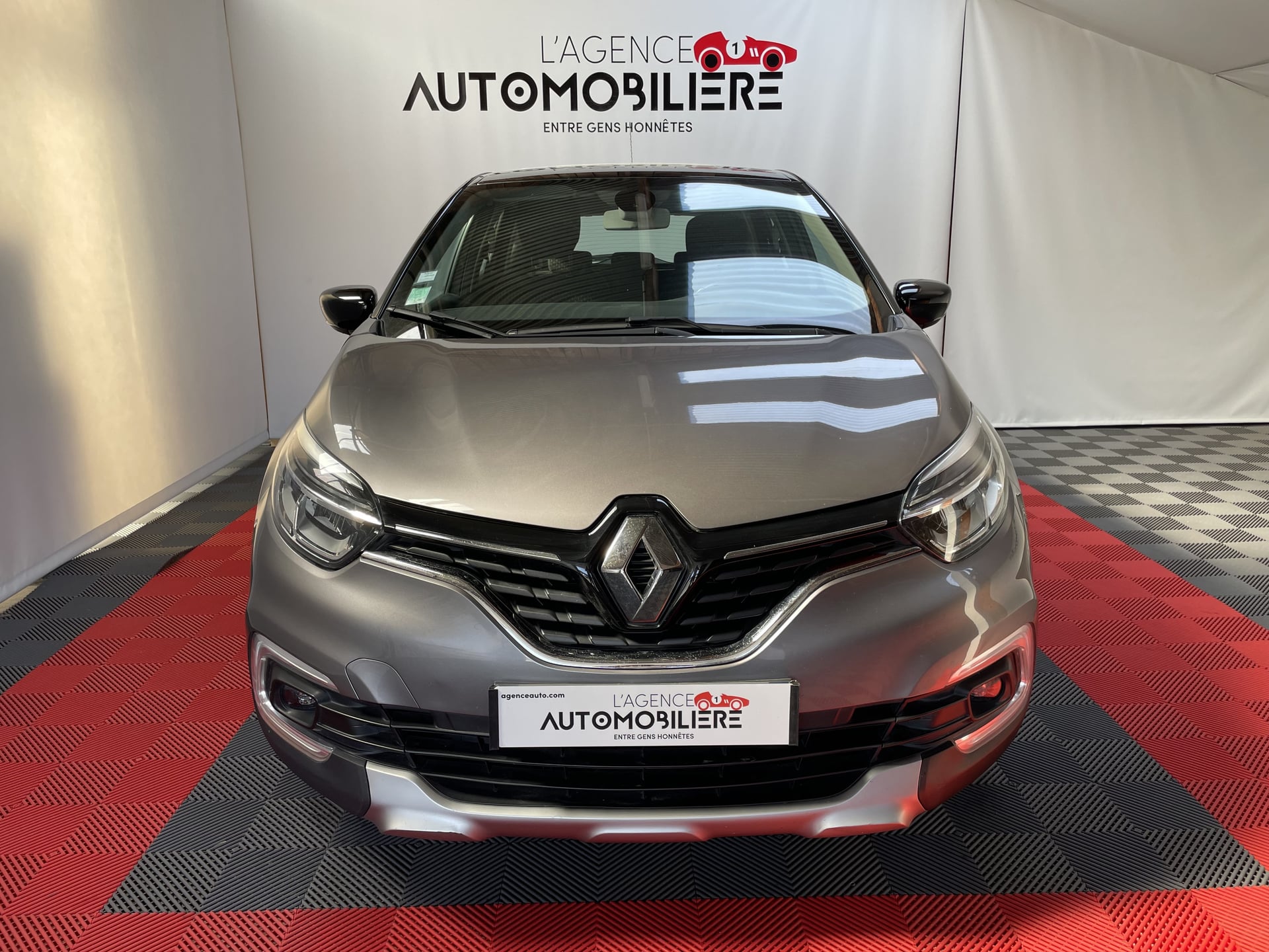 Renault Captur 0.9 TCE 90 CH ENERGY INTENS — 2