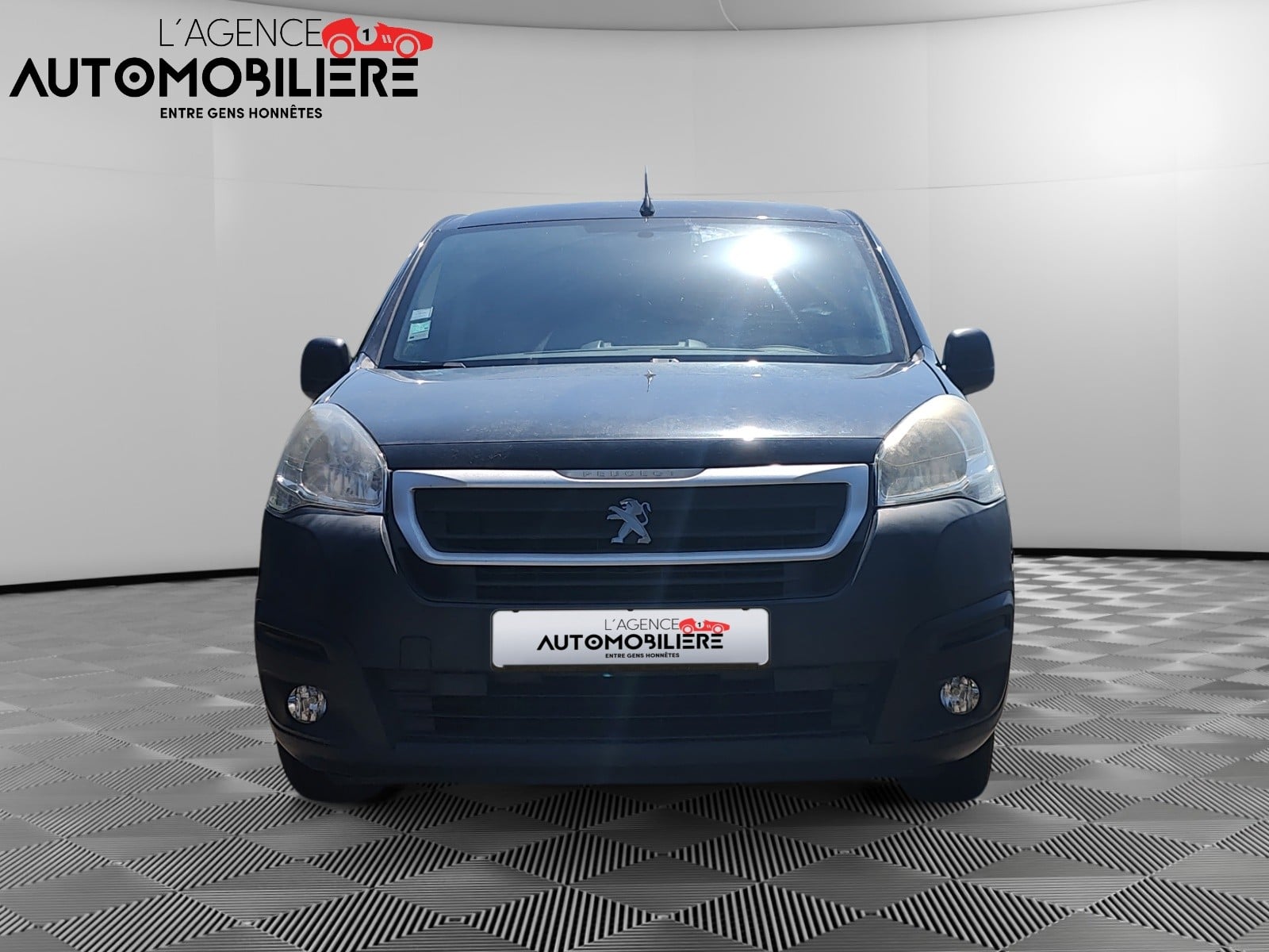 Peugeot Partner 1.6 BlueHDi 100ch Premium Pack — 2