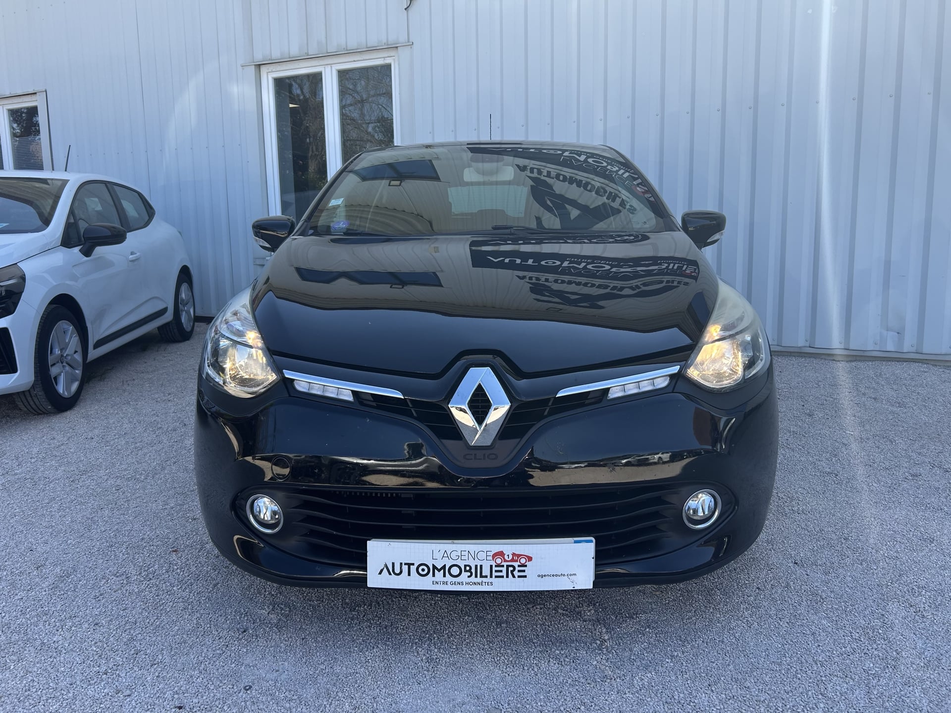 Renault Clio 1.2 TCe EDC6 120 cv Energy Intens — 2