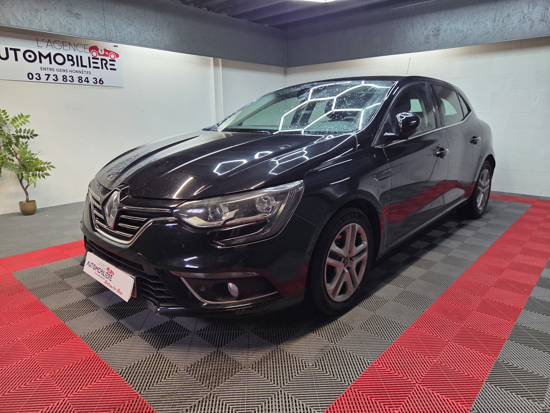 Renault Megane Megane 1.5 dCi 110ch energy Business Intens EDC