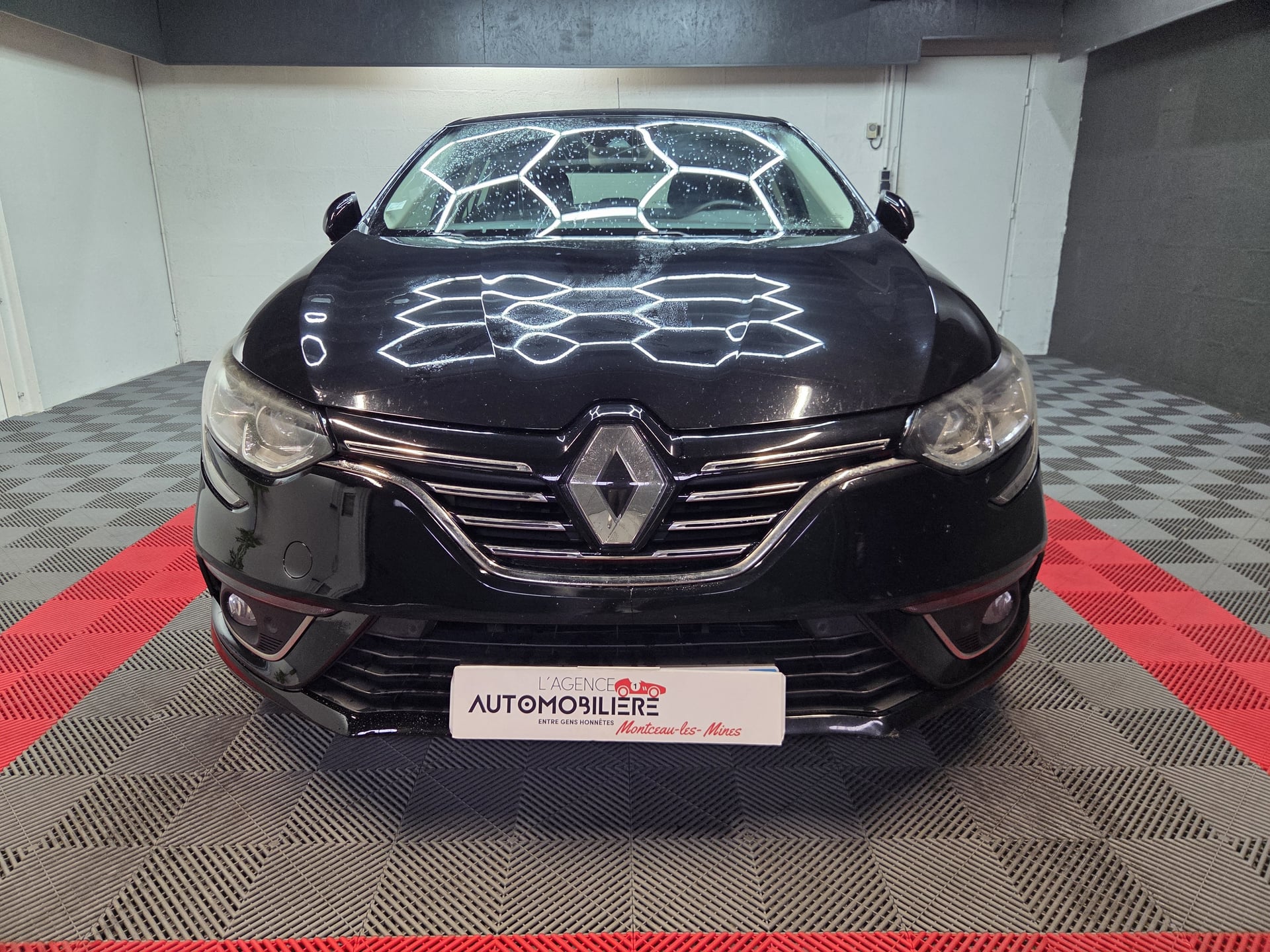 Renault Megane Megane 1.5 dCi 110ch energy Business Intens EDC — 2