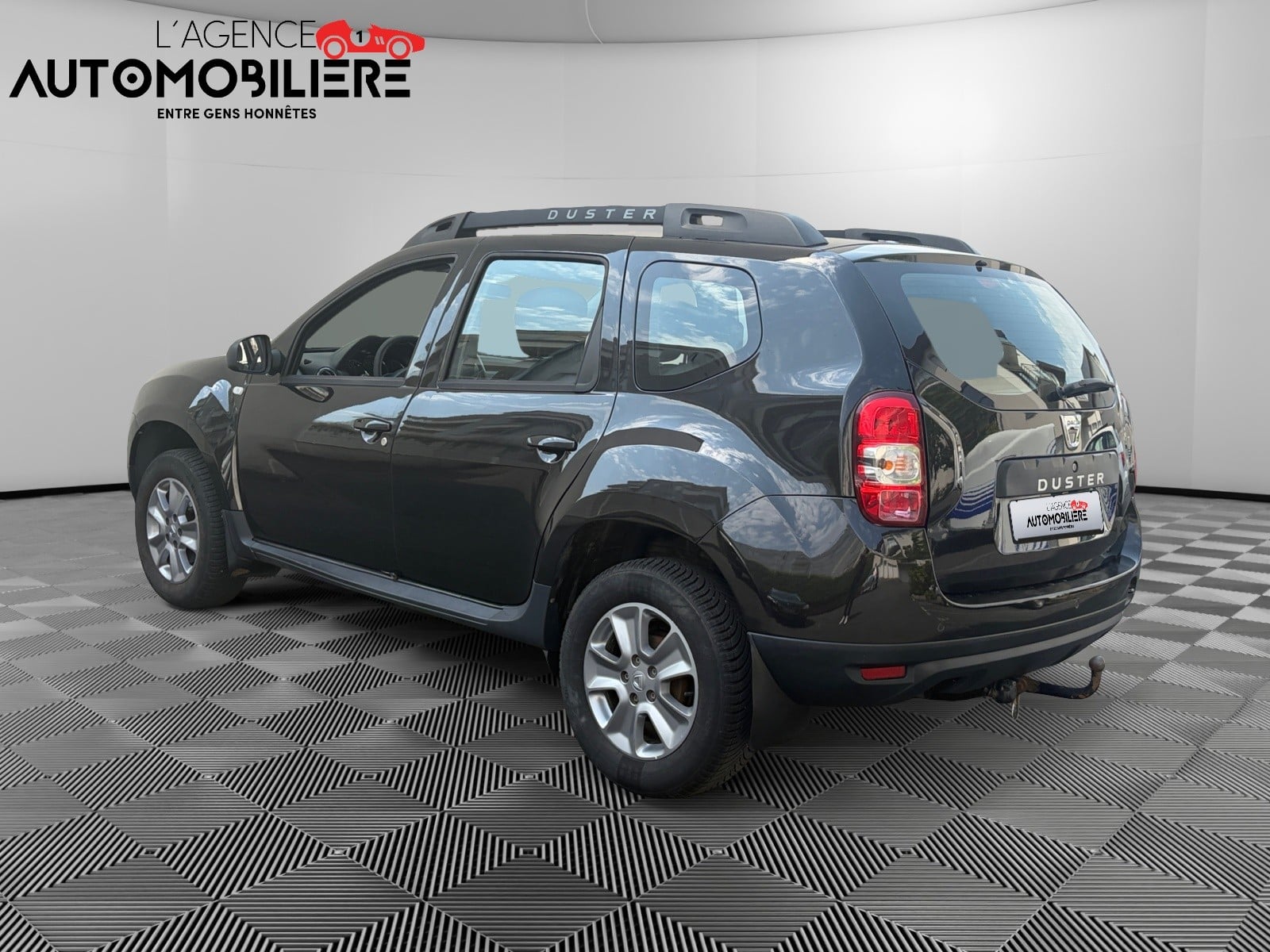 Dacia Duster 4X4 Dci 110 LAUREATE — 2