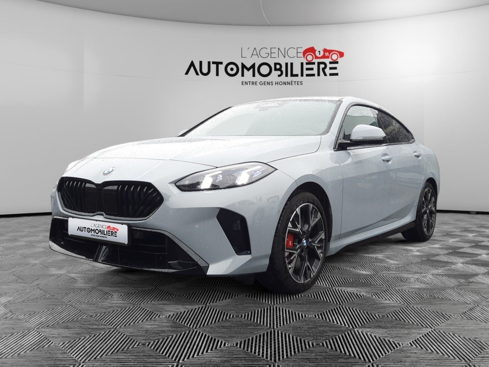 BMW Série 2 Gran Coupé 220iXA Pack M Sport + 1.5i 156Ch/ Garantie Bmw 03/2029