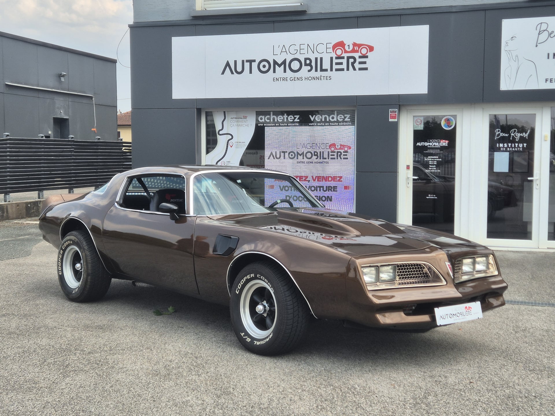 Pontiac Firebird 5.7 V8 350 - 170 cv - — 2