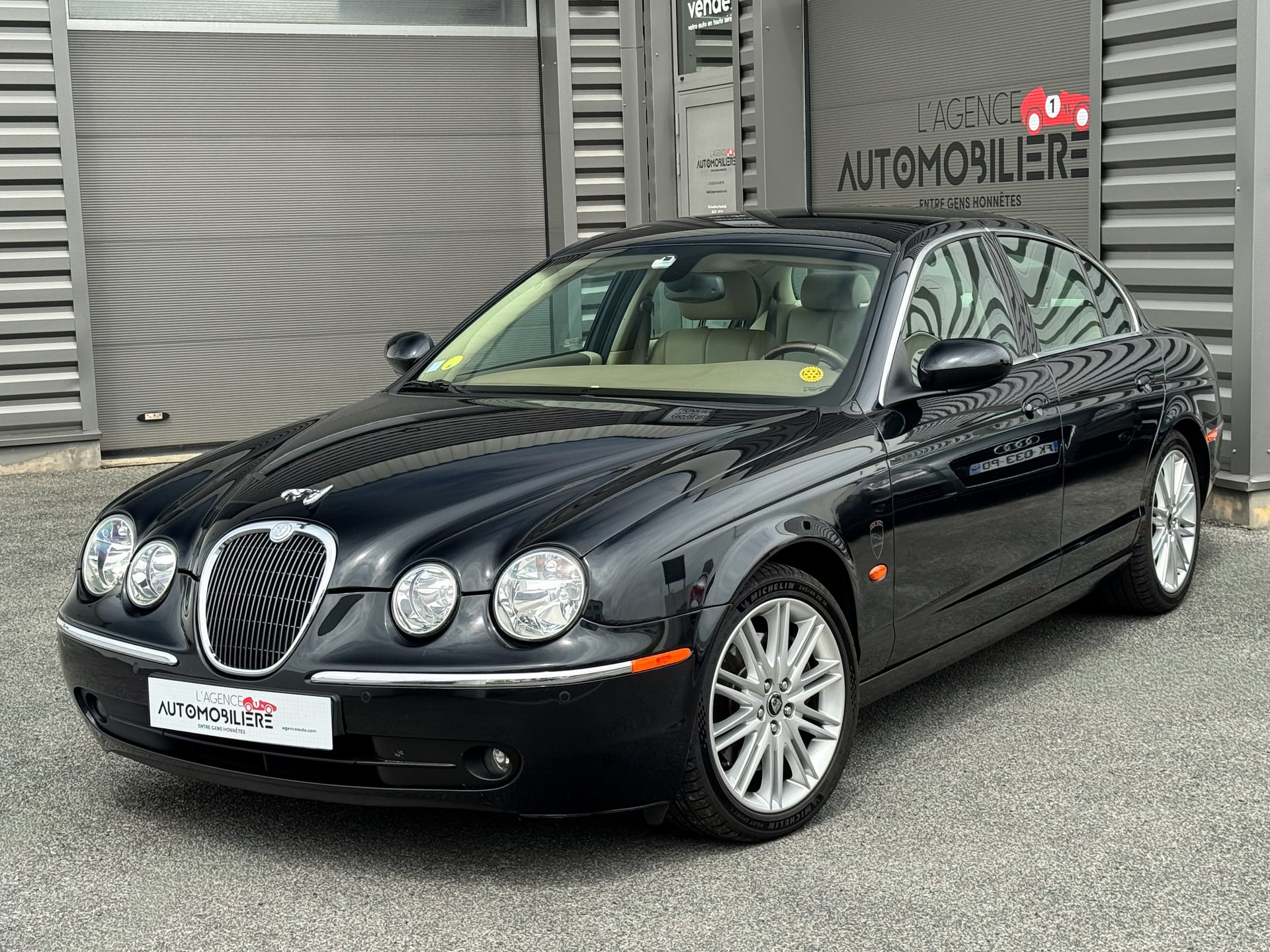 Jaguar S Type 3.0 V6 238 Executive BA