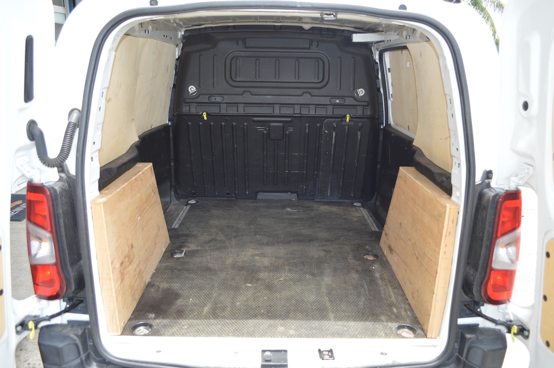 Citroen Berlingo TAILLE M 650 BLUEHDI 100 S&S BVM6 — 13
