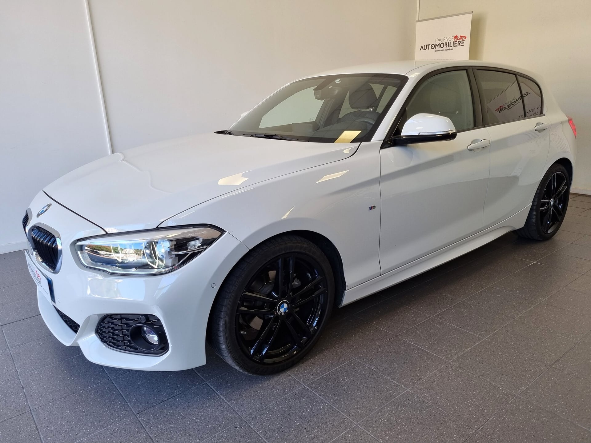 BMW SERIE 1 (F20) LCI 118i 1.5 i 12V 136 cv M SPORT - PROPULSION — 2
