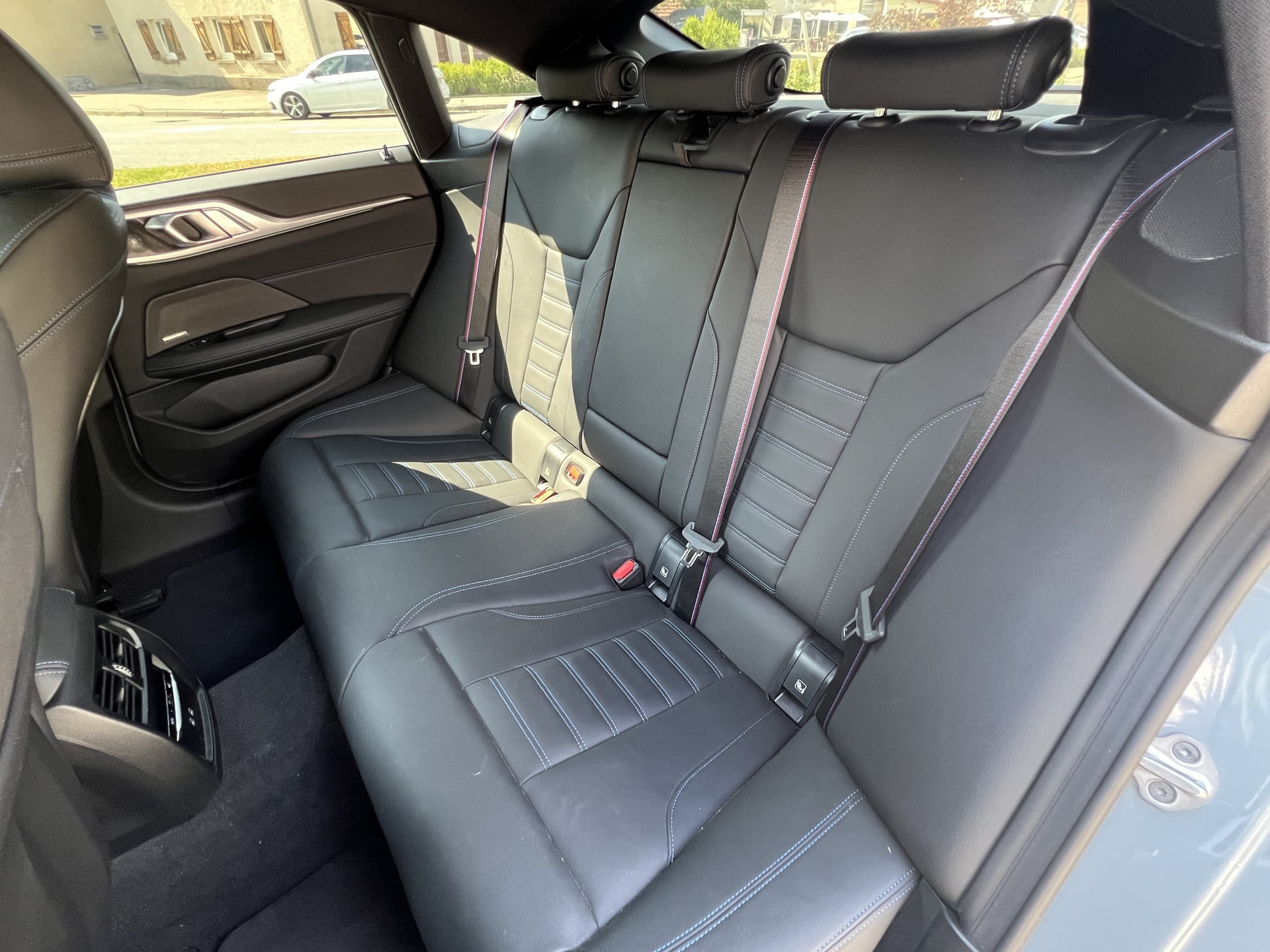 BMW i4 40 X-Drive 400ch GRAN COUPE M SPORT — 40