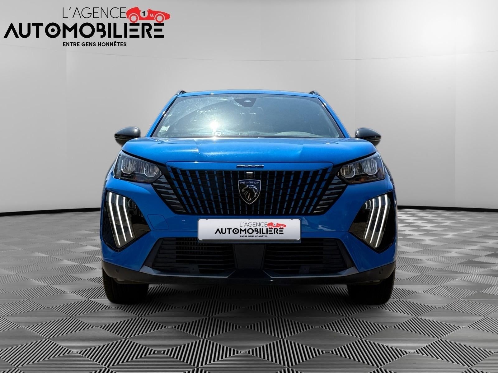 Peugeot 2008 GENERATION-II 1.5 BLUEHDI 130 ALLURE EAT BVA START-STOP — 2